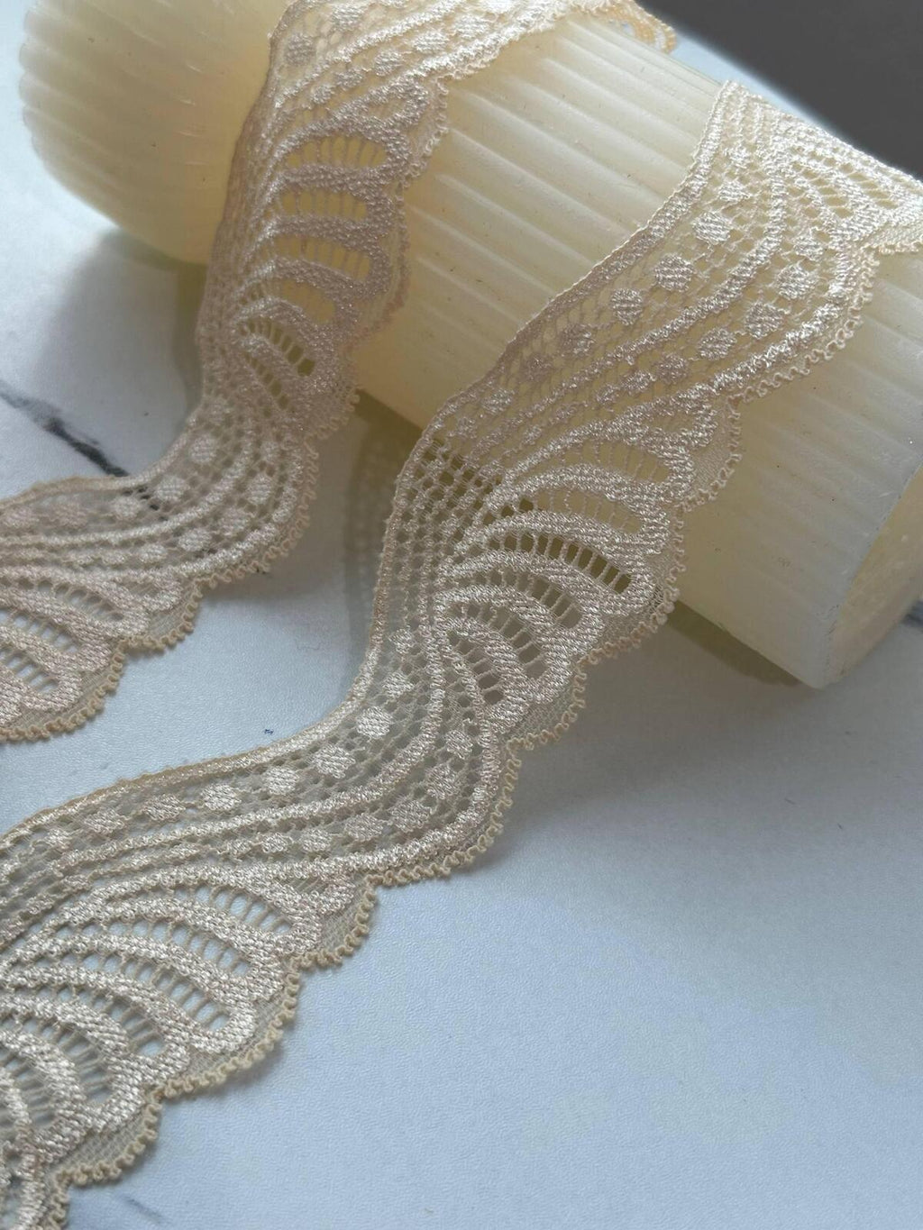 10Yds Stretch 1.6" Beige Butterfly Wing Fan Scalloped Stretch Lace Wholesale