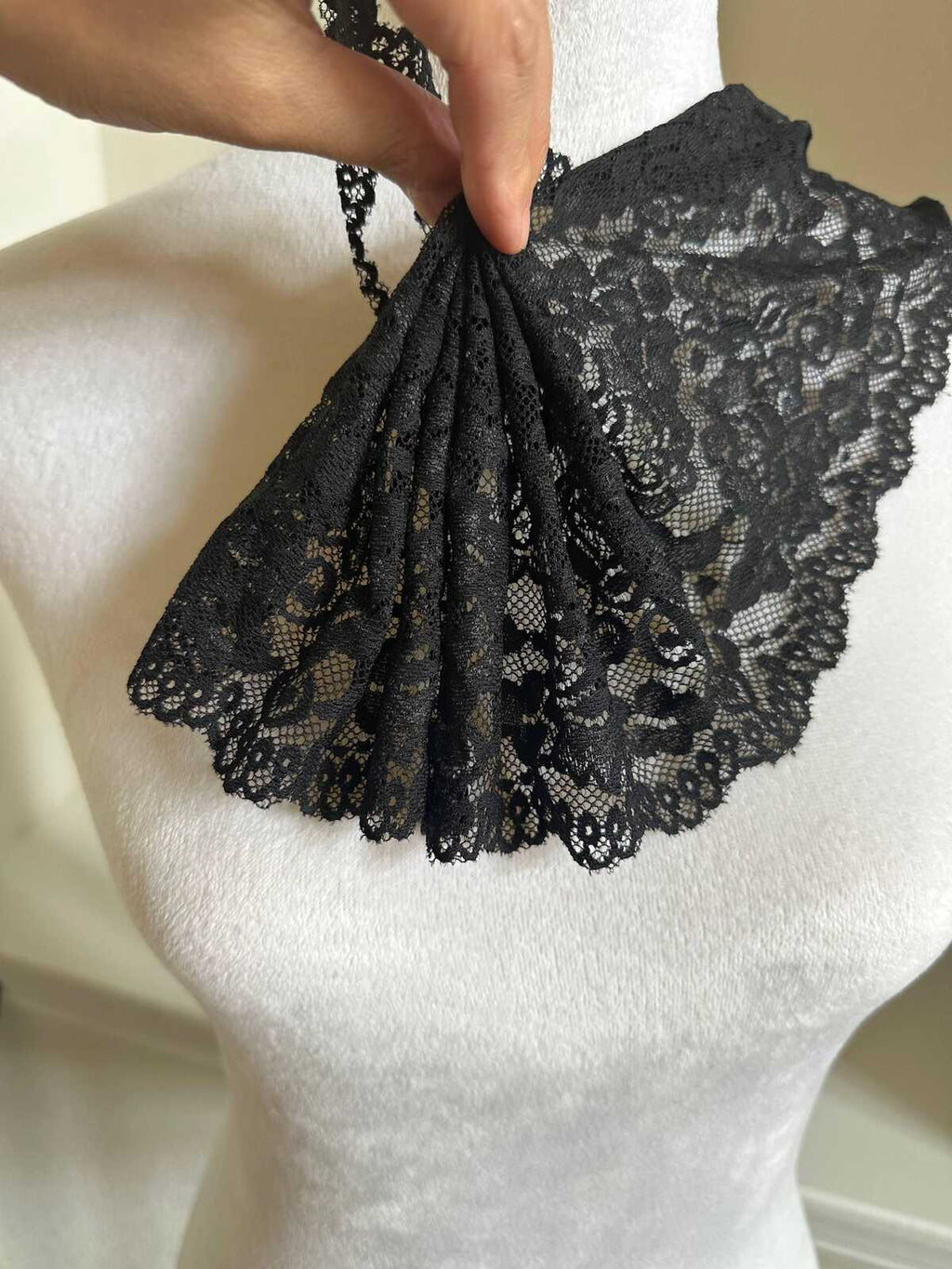 6 Inches Wide Black Elastic Lace Ribbon, Soft Floral Stretch Lace Trim for Lingerie Sewing, Costume Paneling, Bows, Crafts by the Yard