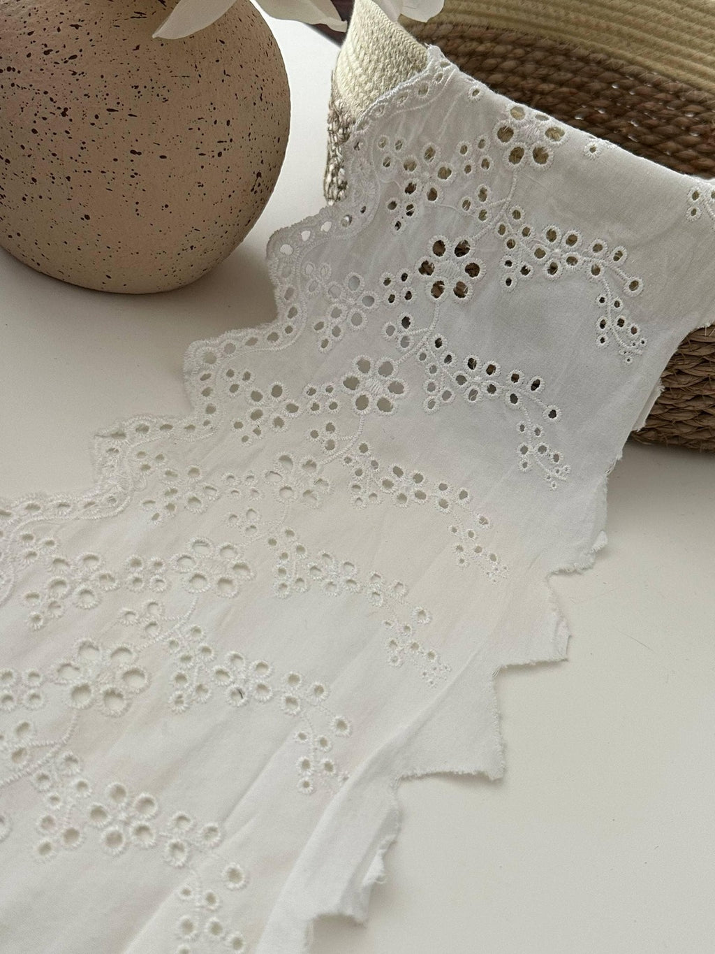 1Yard White Cotton Eyelet Lace Trim, 6" Wide Embroidered Ribbon, Bulk Clearance Coquette Y2K Lace, Garment Trim, DIY Sewing,Retail Wholesale
