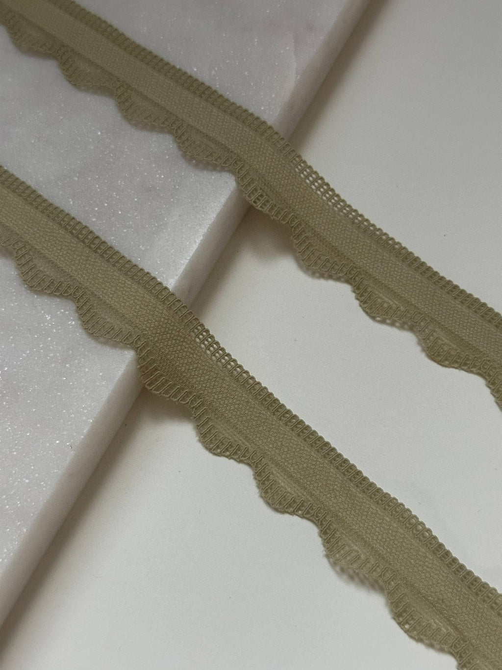 10yds  Oatmeal Elastic Lace Trim, 0.8" Scalloped Ribbon, Coquette Y2K Lace, Lingerie Lace, DIY Sewing Craft, Retail Wholesale