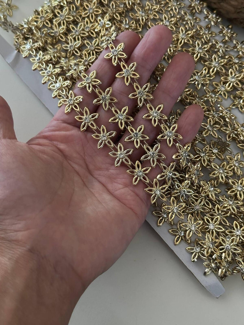 1Yd Non-Stretch 0.8" Wide Gold Metallic Flower Trim, Bulk Clearance Coquette Y2K Lace, Rhinestone Chain, DIY Sewing, Retail Wholesale