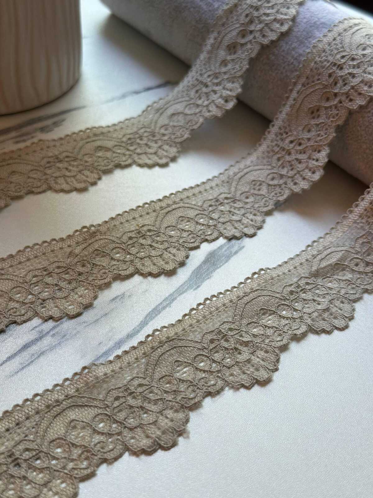 10yds Soft Muted Khaki Beige Floral Stretch Lace Trim by the Yard, Scalloped Elastic Ribbon for Coquette Crafts, 1.3", Retail Wholesale Bulk