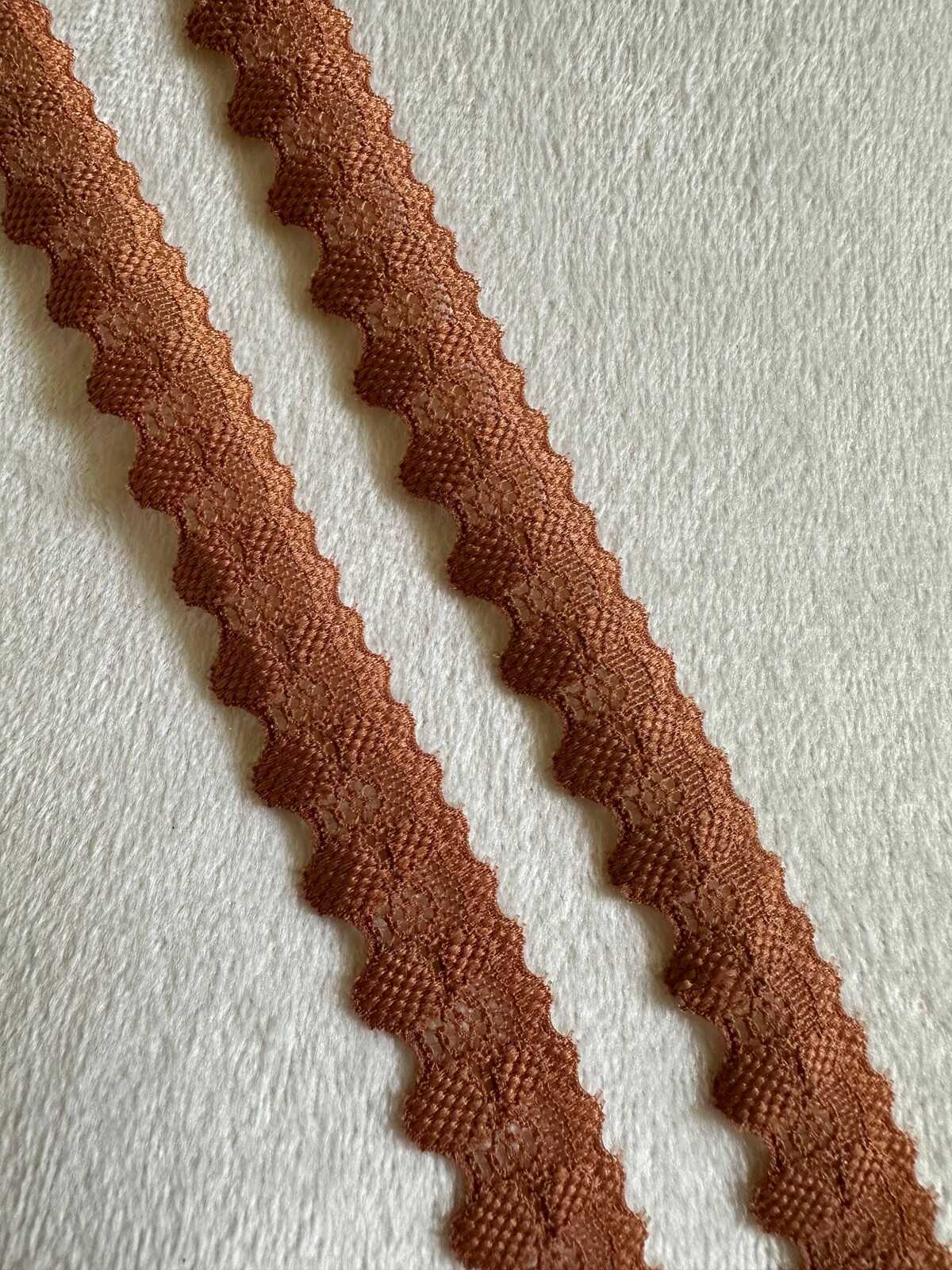 10yds Terracotta Brown Stretch Lace Trim: Dainty Floral Scalloped Edge (0.7" Wide) Retail Wholesale