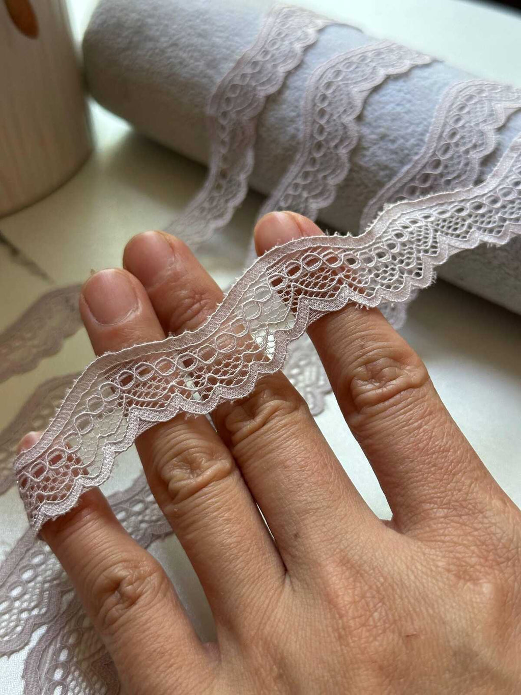 10yds Muted Dusty Rose Geometric Stretch Elastic Lace Trim, Symmetrical Wave Scalloped Narrow Ribbon for Lingerie Underwear Crafts, 0.6"