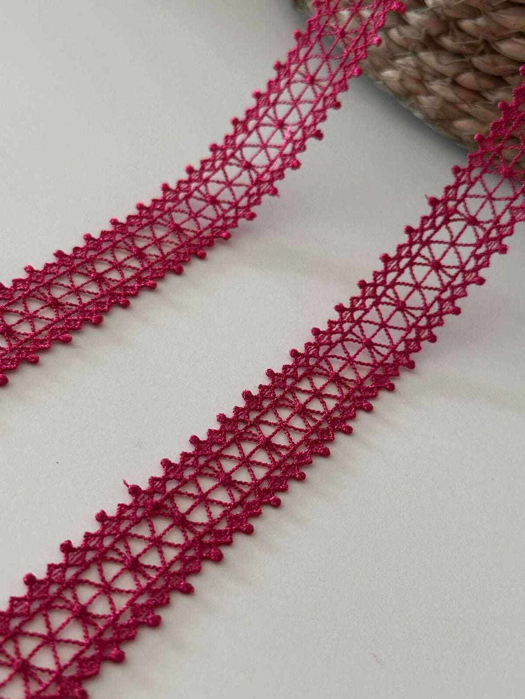 10yds Magenta Guipure Lace Trim, 0.75" Narrow Ribbon, Bulk Clearance Coquette Y2K Lace, Garment Trim, DIY Sewing, Retail Wholesale