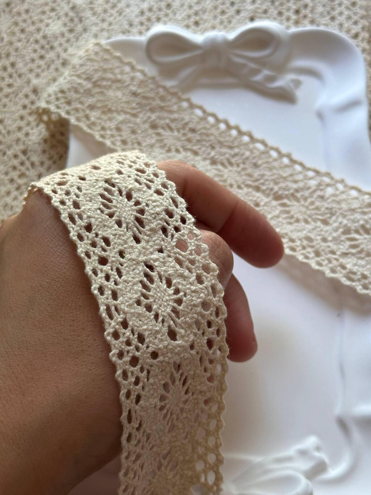 Natural Beige Cotton Crochet Lace Trim by the Yard, Vintage Symmetrical Scalloped Insertion Ribbon for Crafts, 1.4"