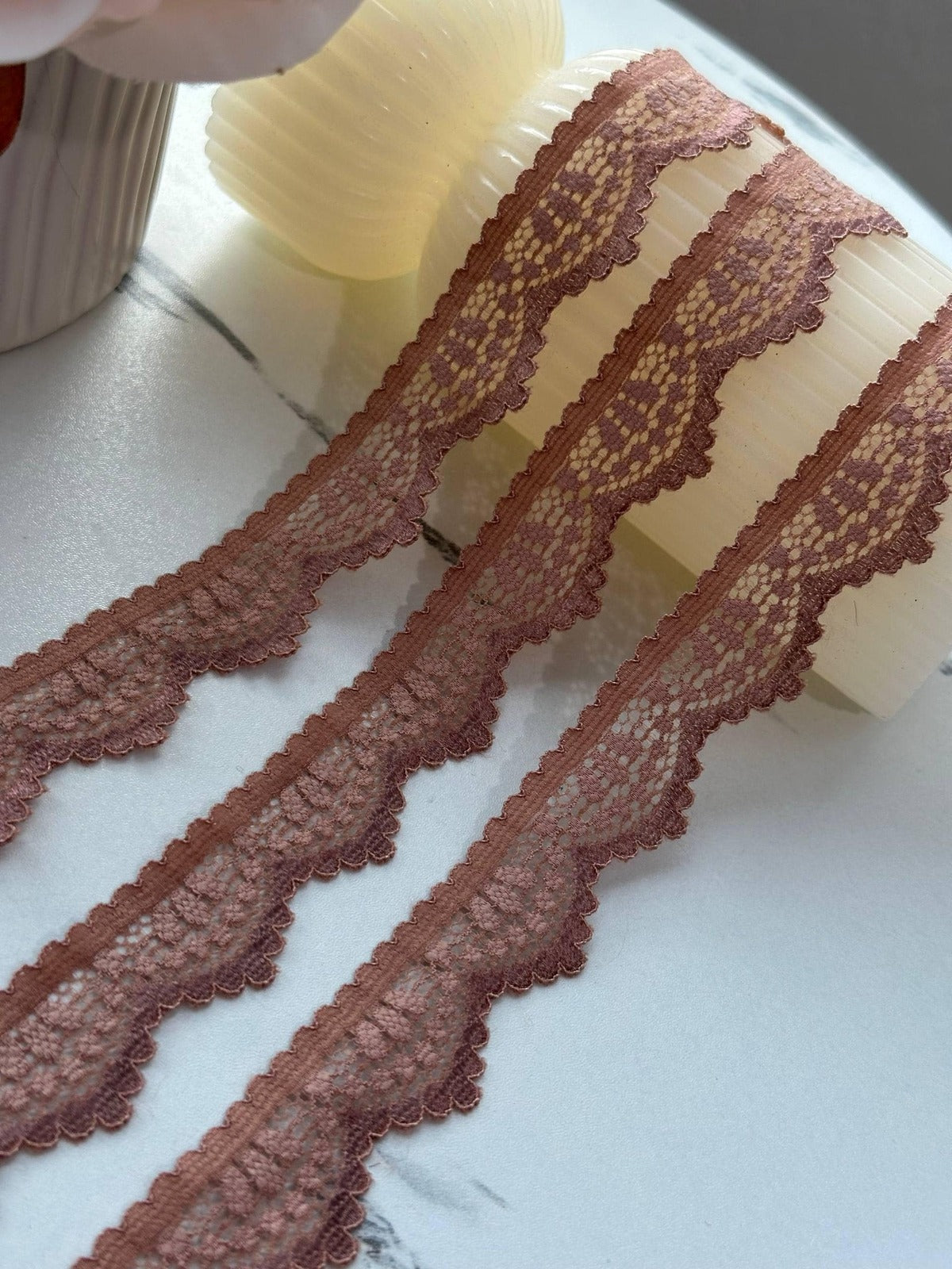 10Yds Stretch 0.8" Two Tone Brown Terracotta Scalloped Stretch Lace Trim