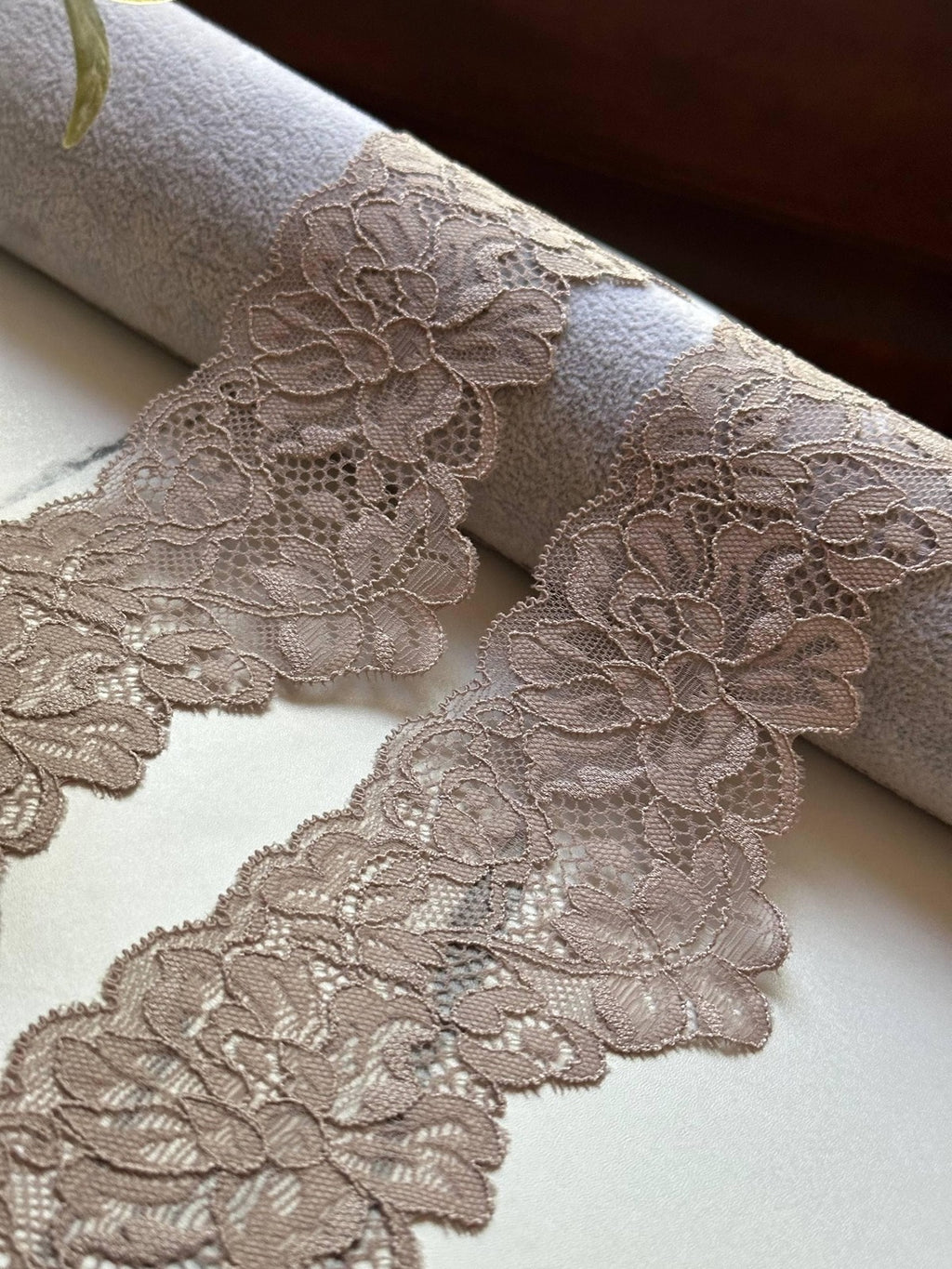 10yds Soft Oatmeal Beige Floral Wavy Stretch Lace Trim by the Yard, Scalloped Elastic Ribbon for Coquette Crafts, 2.8"Retail Wholesale Bulk