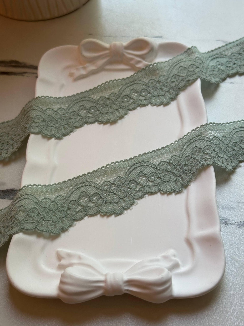 10yds Muted Sage Green Floral Stretch Lace Trim by the Yard, Narrow Scalloped Elastic Ribbon for Coquette Lingerie Crafts, 1.3"