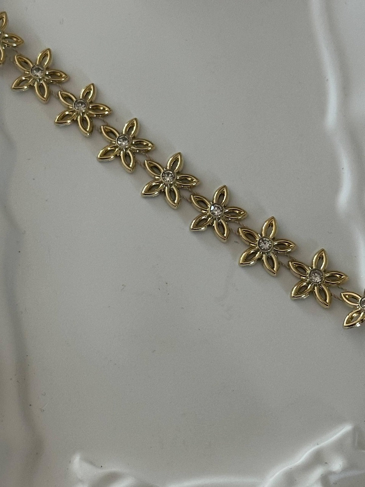 1Yd Non-Stretch 0.8" Wide Gold Metallic Flower Trim, Bulk Clearance Coquette Y2K Lace, Rhinestone Chain, DIY Sewing, Retail Wholesale