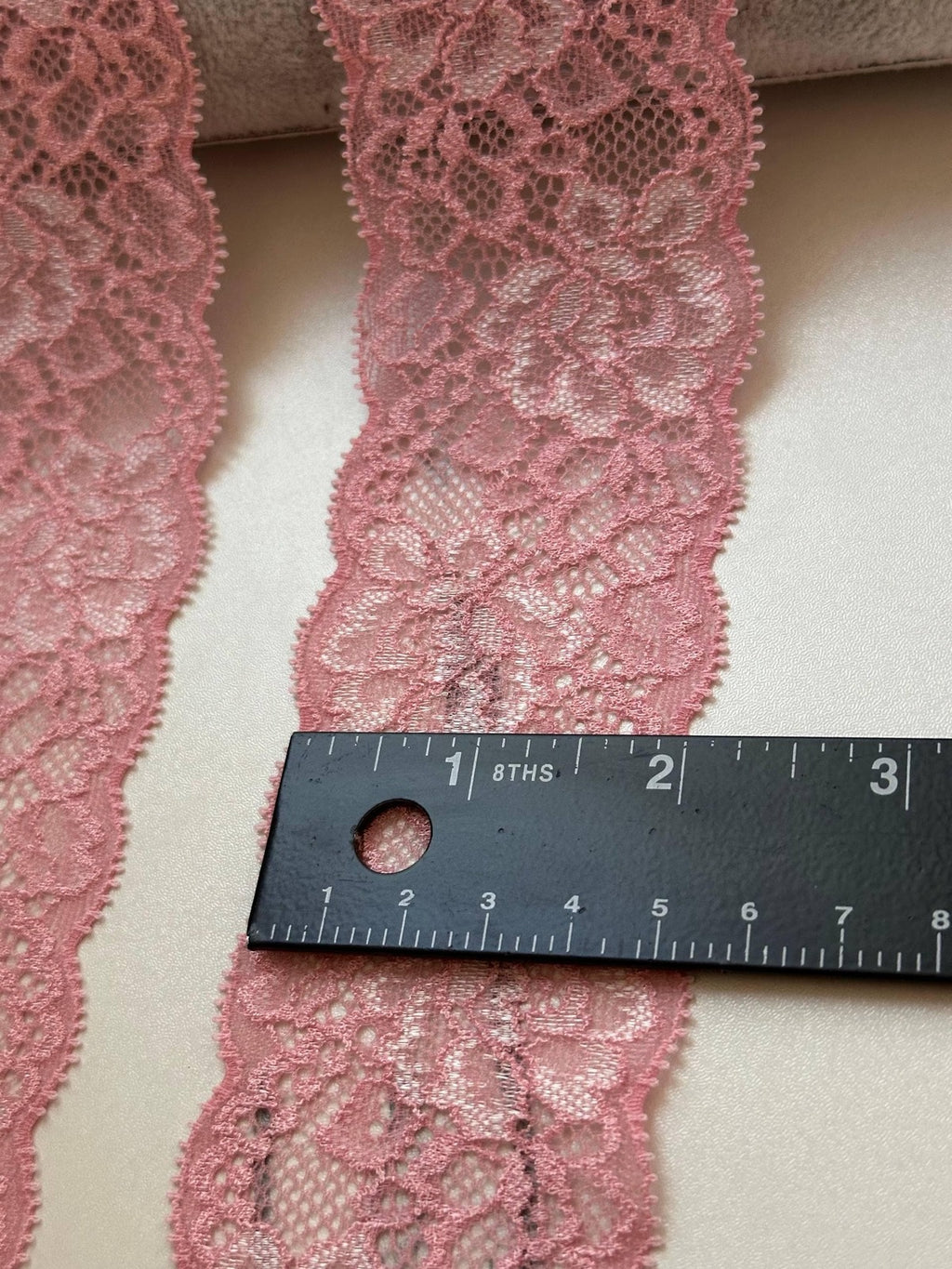 Soft Dusty Rose Pink Floral Stretch Lace Trim by the Yard, Scalloped Elastic Ribbon for Coquette Lingerie Apparel Crafts, 2"