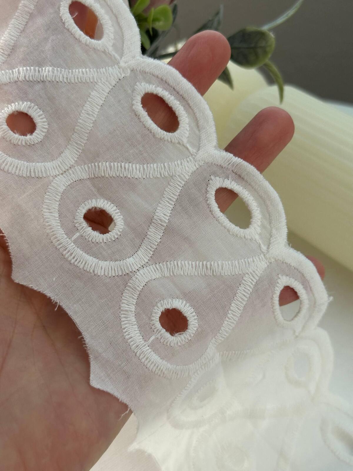 2Yds Non-Stretch 3" Off-White Cotton Eyelet Teardrop Scalloped Lace Wholesale