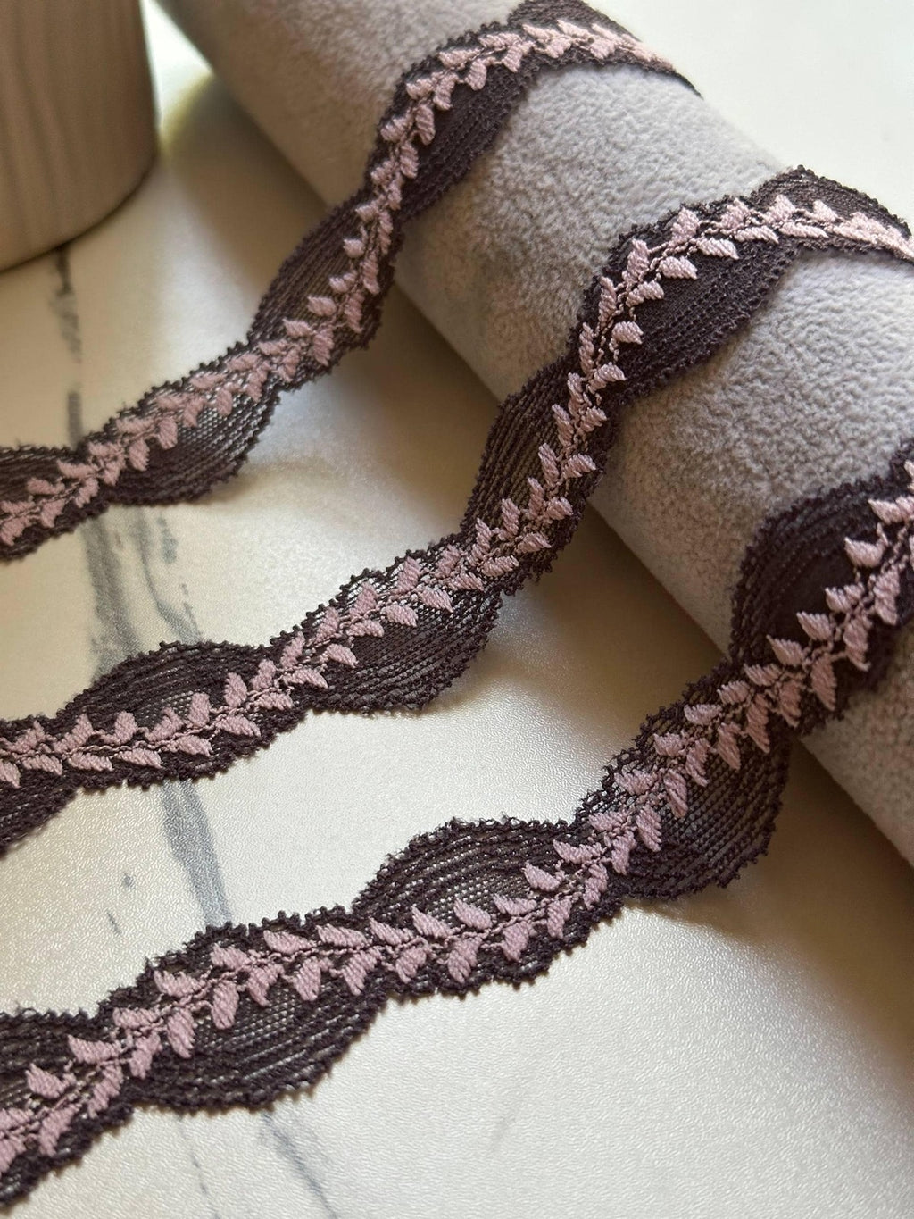 10yds Soft Dusty Mauve on Dark Brown Leafy Vine Stretch Lace Trim by the Yard, Narrow Elastic Ribbon, 0.85", Retail Wholesale Bulk