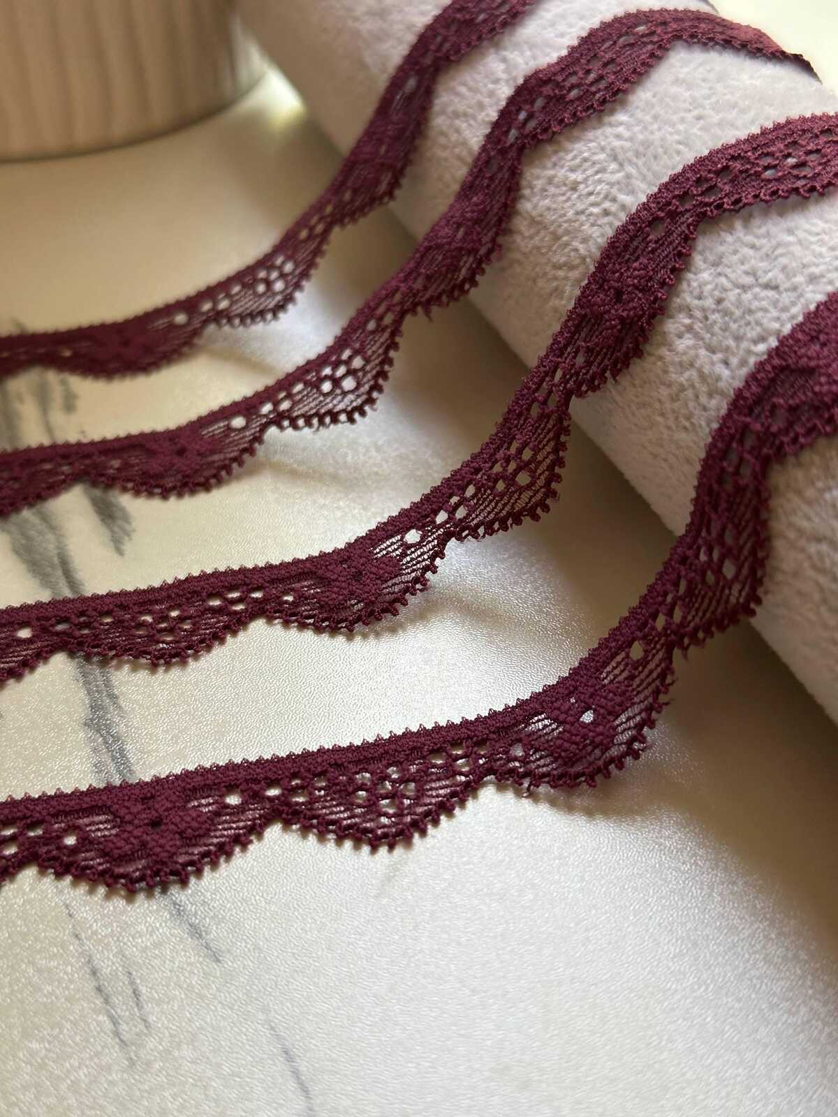 10yds Muted Burgundy Wine Geometric Stretch Elastic Lace Trim, Single Scalloped Narrow Ribbon for Lingerie Underwear Sewing Crafts, 0.5"