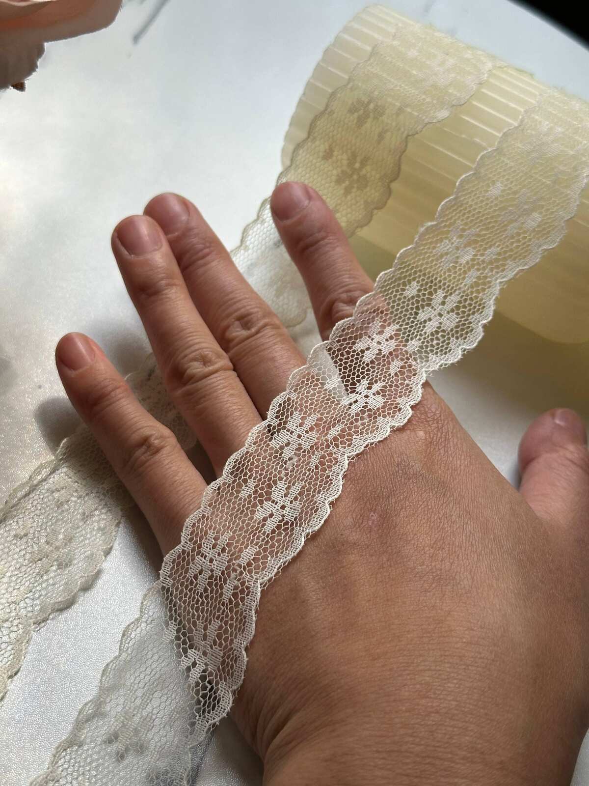 10yds Cream Floral Non-Stretch Lace Trim, 1" Soft Ribbon, Bulk Clearance Coquette Y2K Lace, Garment Trim, DIY Sewing, Retail Wholesale