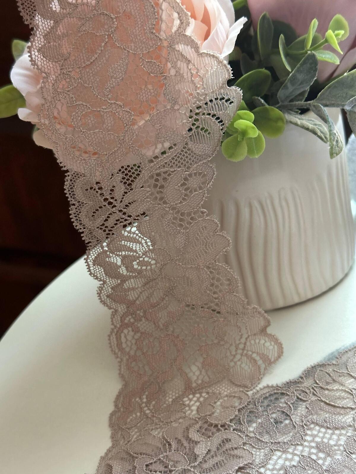 10yds Soft Oatmeal Beige Floral Wavy Stretch Lace Trim by the Yard, Scalloped Elastic Ribbon for Coquette Crafts, 2.8"Retail Wholesale Bulk