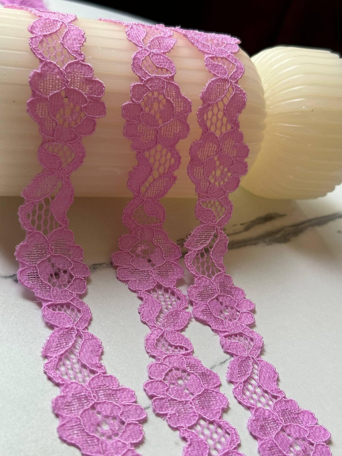 Bright Candy Pink Floral Stretch Elastic Lace Trim Symmetrical Double Scalloped Galloon Ribbon for Lingerie Underwear Crafts Sewing, 1"