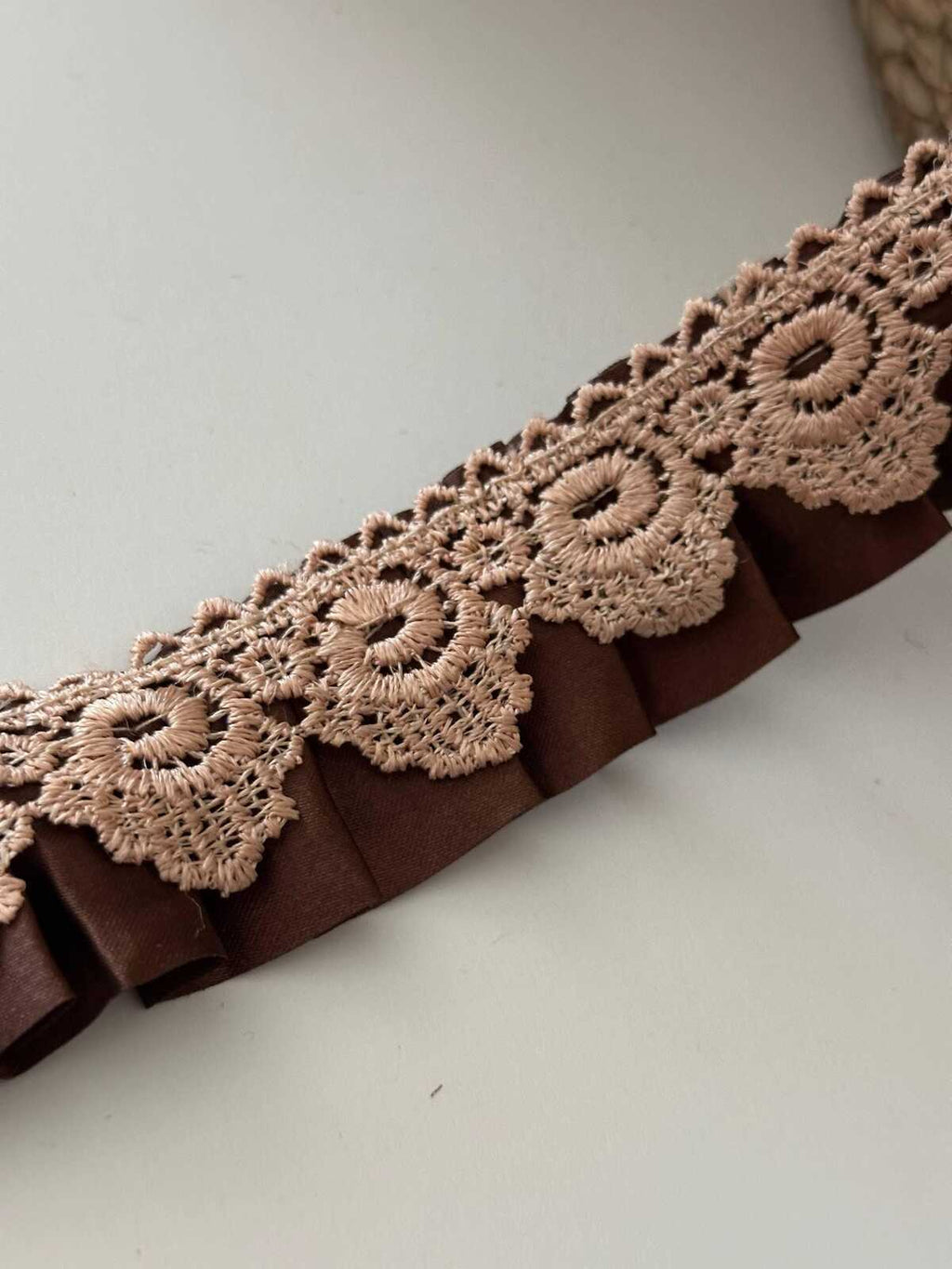 5Yds Non-Stretch 1.4" Brown Pleated Satin Water Soluble Lace Trim, Wholesale