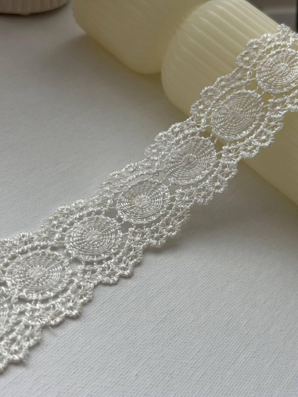 6Yds Non-Stretch 1.5" Off-White Circular Guipure Venetian Lace Trim Wholesale