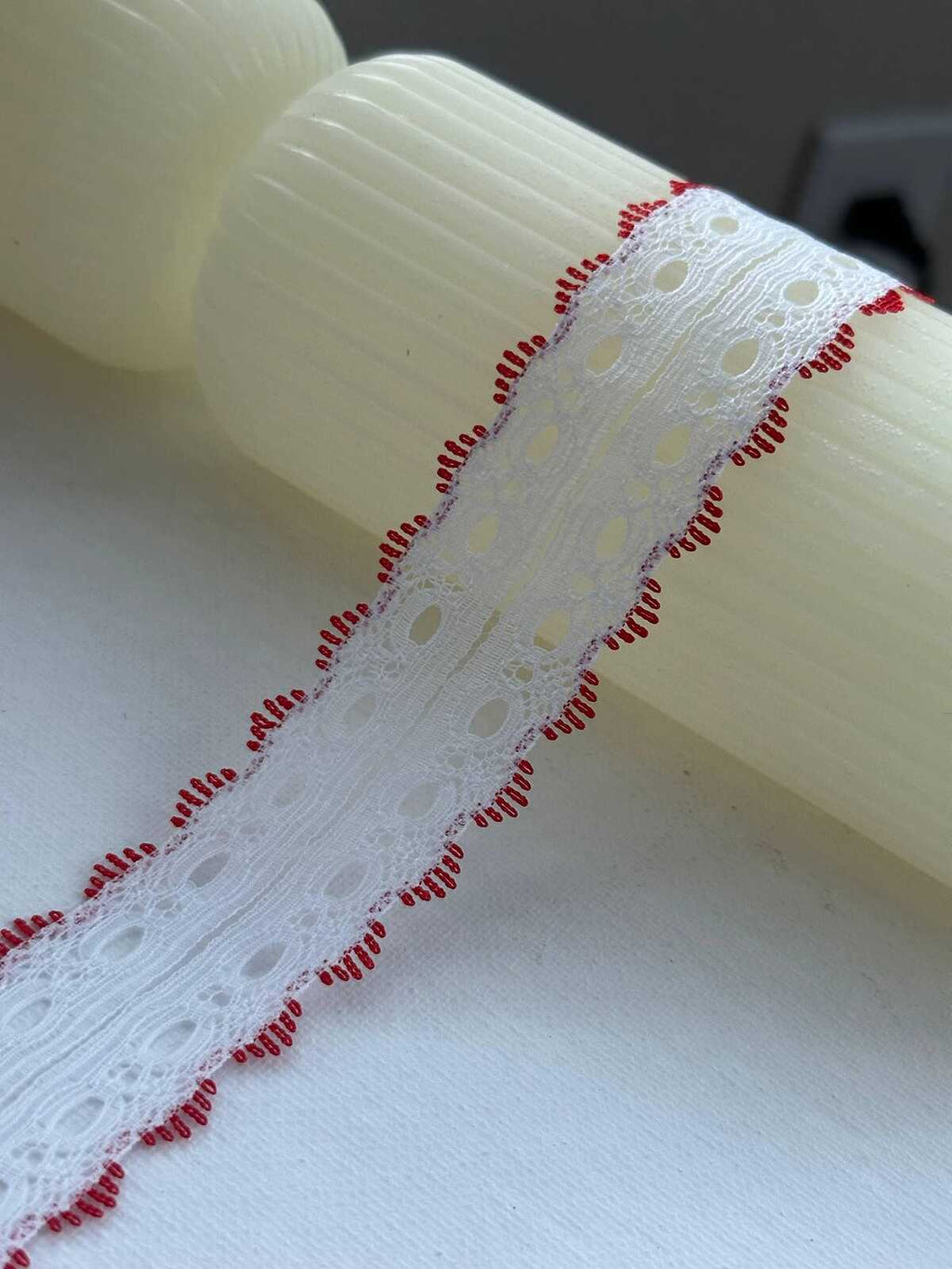10Yds Non-Stretch 1.1" White Red Split Beading Insertion Eyelet Lace Wholesale