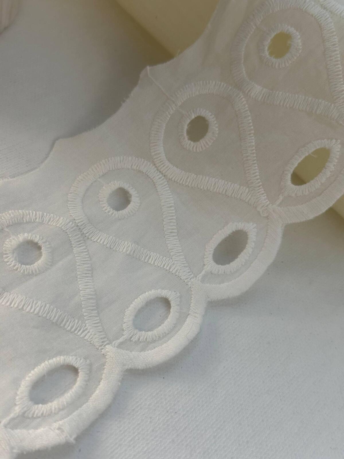 2Yds Non-Stretch 3" Off-White Cotton Eyelet Teardrop Scalloped Lace Wholesale