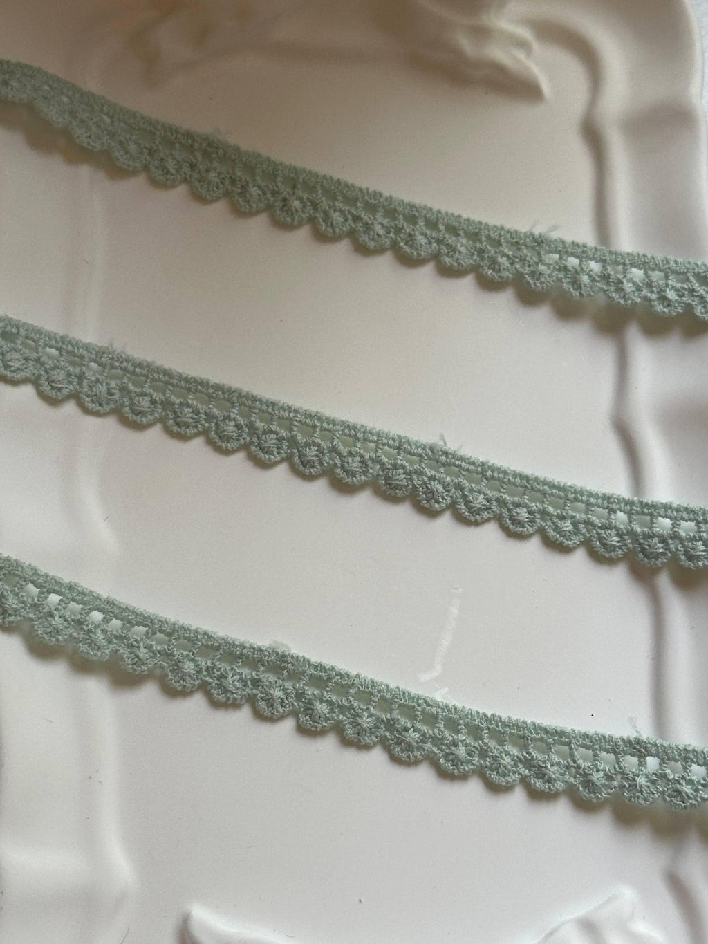 10yds Soft Sage Green Cotton Crochet Flower Lace Trim by the Yard, Narrow Floral Scalloped Ribbon for Crafts, 0.35", Retail Wholesale Bulk