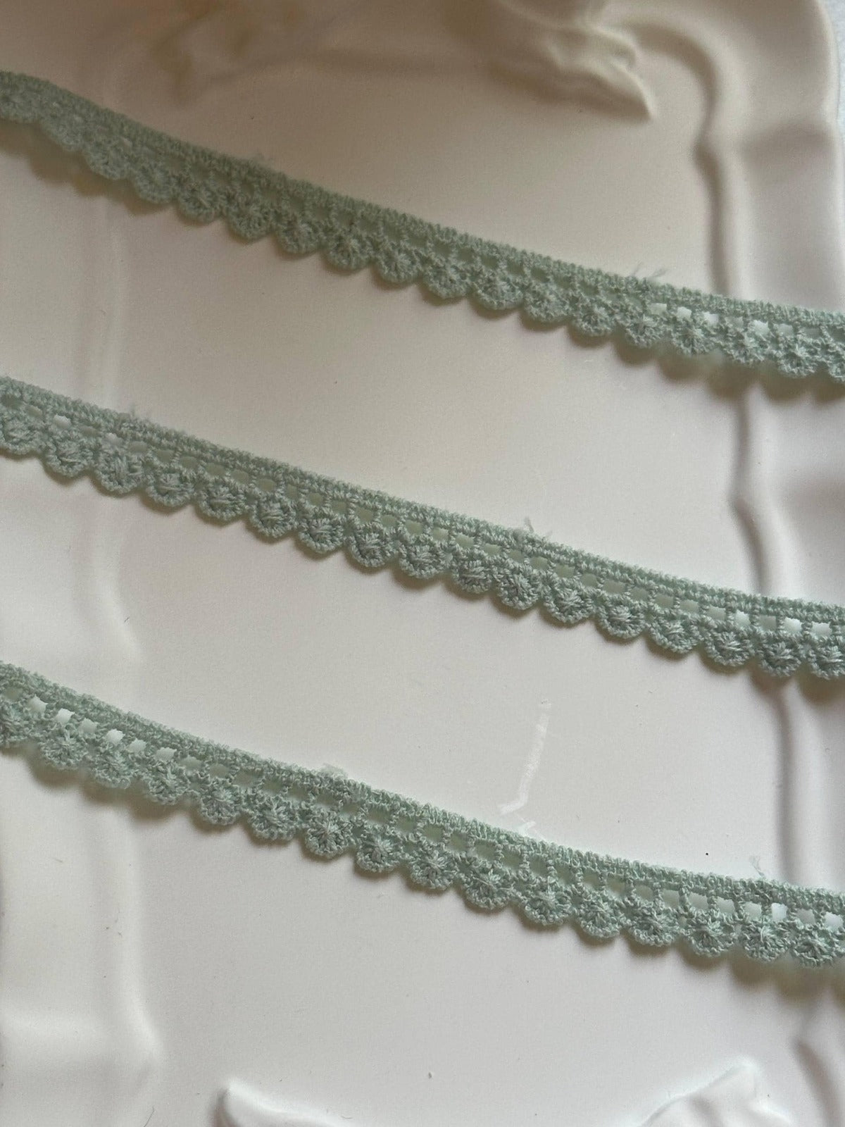 10yds Soft Sage Green Cotton Crochet Flower Lace Trim by the Yard, Narrow Floral Scalloped Ribbon for Crafts, 0.35", Retail Wholesale Bulk
