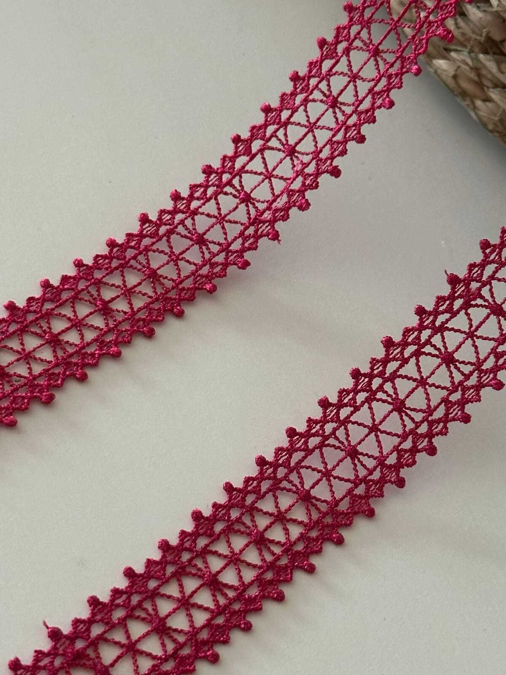 10yds Magenta Guipure Lace Trim, 0.75" Narrow Ribbon, Bulk Clearance Coquette Y2K Lace, Garment Trim, DIY Sewing, Retail Wholesale
