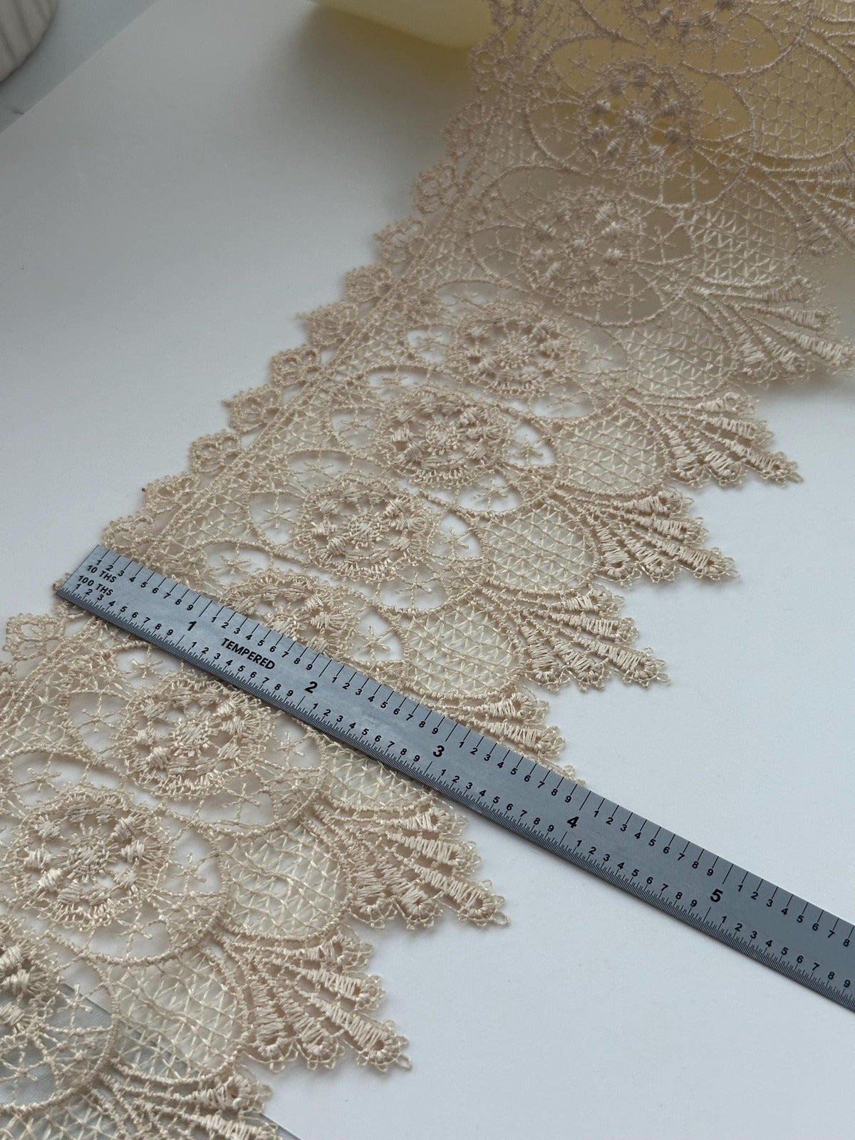 1Yd Non-Stretch 4" Vintage Beige Floral Guipure Chemical Lace Trim Wholesale