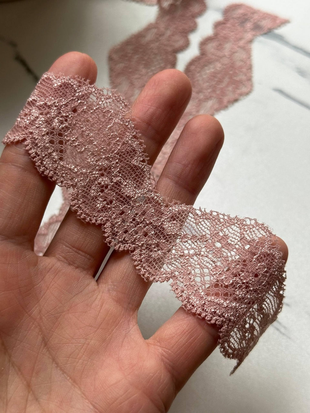 10yds Dusty Ash Pink Floral Stretch Elastic Lace Trim Symmetrical Double Scalloped Galloon Ribbon for Lingerie Underwear Crafts, 1.3"