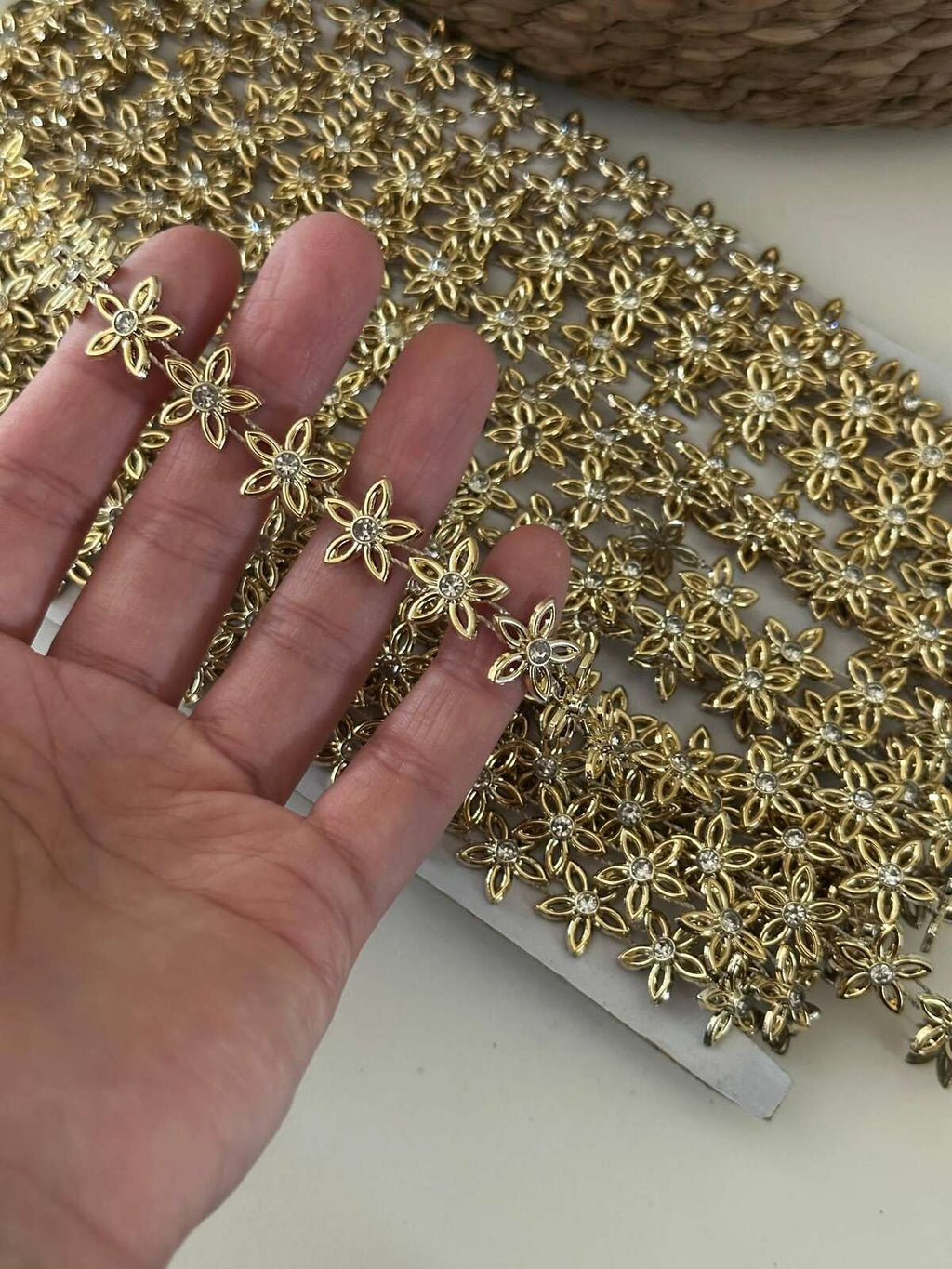 1Yd Non-Stretch 0.8" Wide Gold Metallic Flower Trim, Bulk Clearance Coquette Y2K Lace, Rhinestone Chain, DIY Sewing, Retail Wholesale