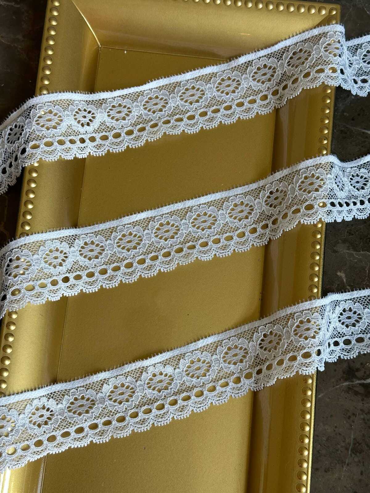 5yard 1.5" White Stretch Eyelash Lace Trim with Ribbon Slits by the Yard, Elastic Beading Lace Insert for Lolita, Lingerie, Garter, Doll