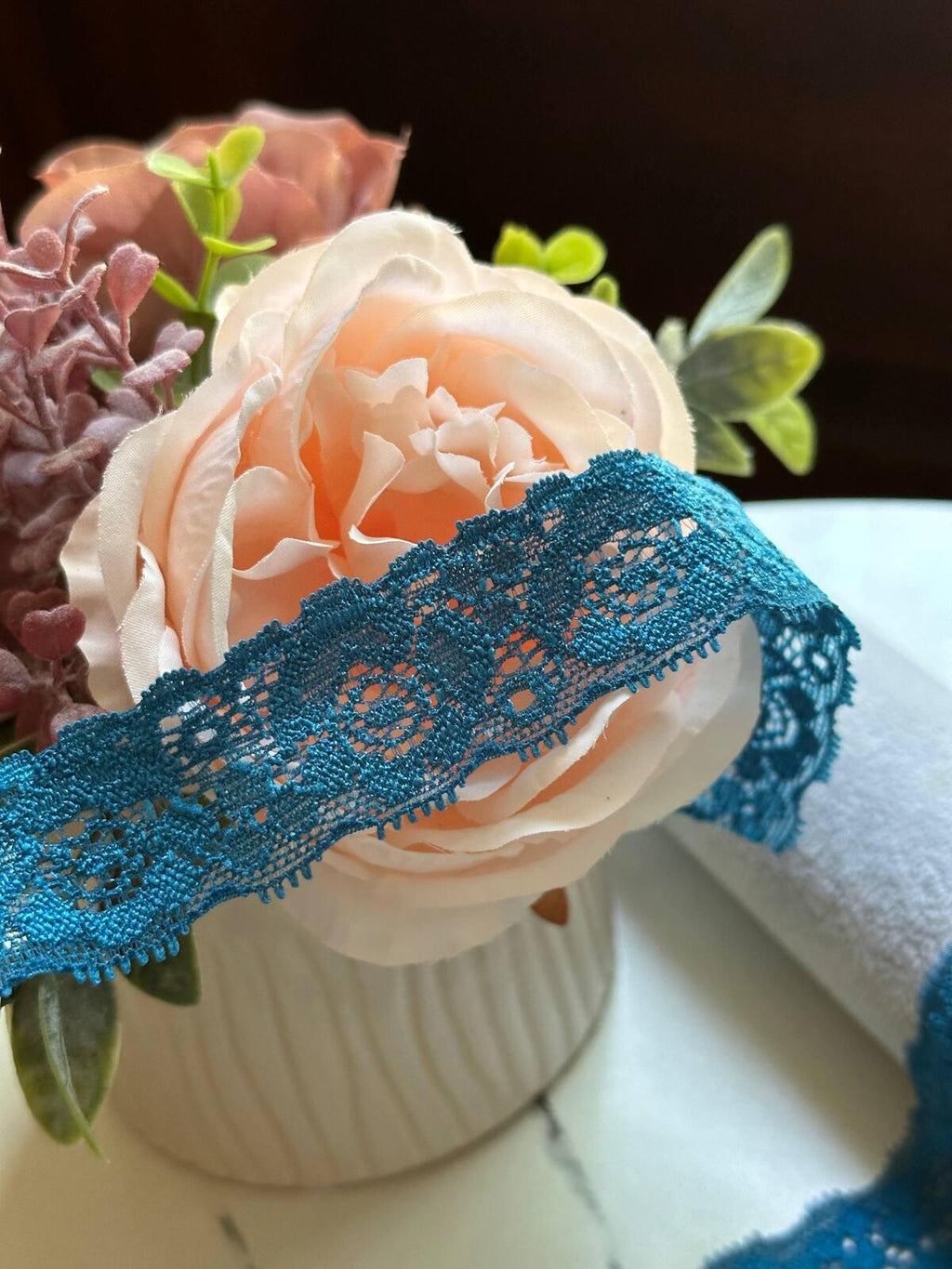10yds Soft Peacock Teal Blue Floral Stretch Lace Trim by the Yard, Narrow Scalloped Elastic Ribbon for Coquette Crafts, 1", Retail Wholesale