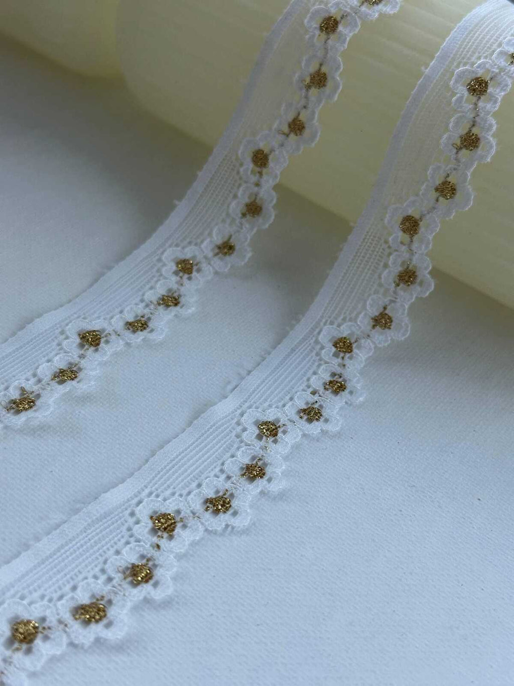 10Yds Stretch 0.9" White Gold Metallic Floral Scalloped Stretch Lace Wholesale