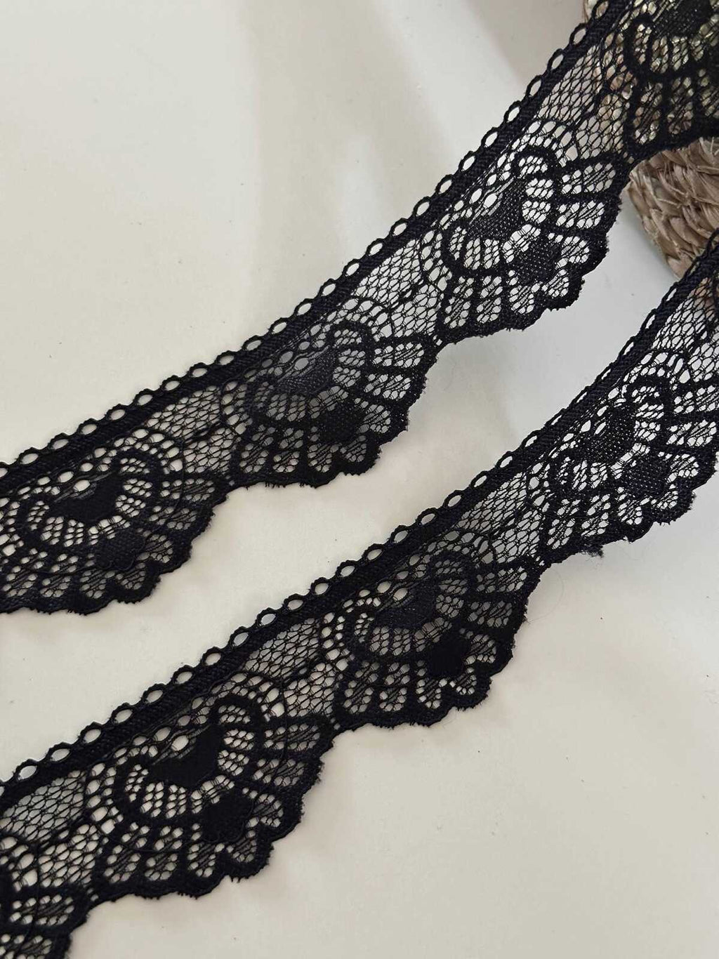 10yds Black Scalloped Stretch Lace Trim, 1.5" Elastic Ribbon, Bulk Clearance Coquette Y2K Lace, Lingerie Lace, DIY Sewing, Retail Wholesale