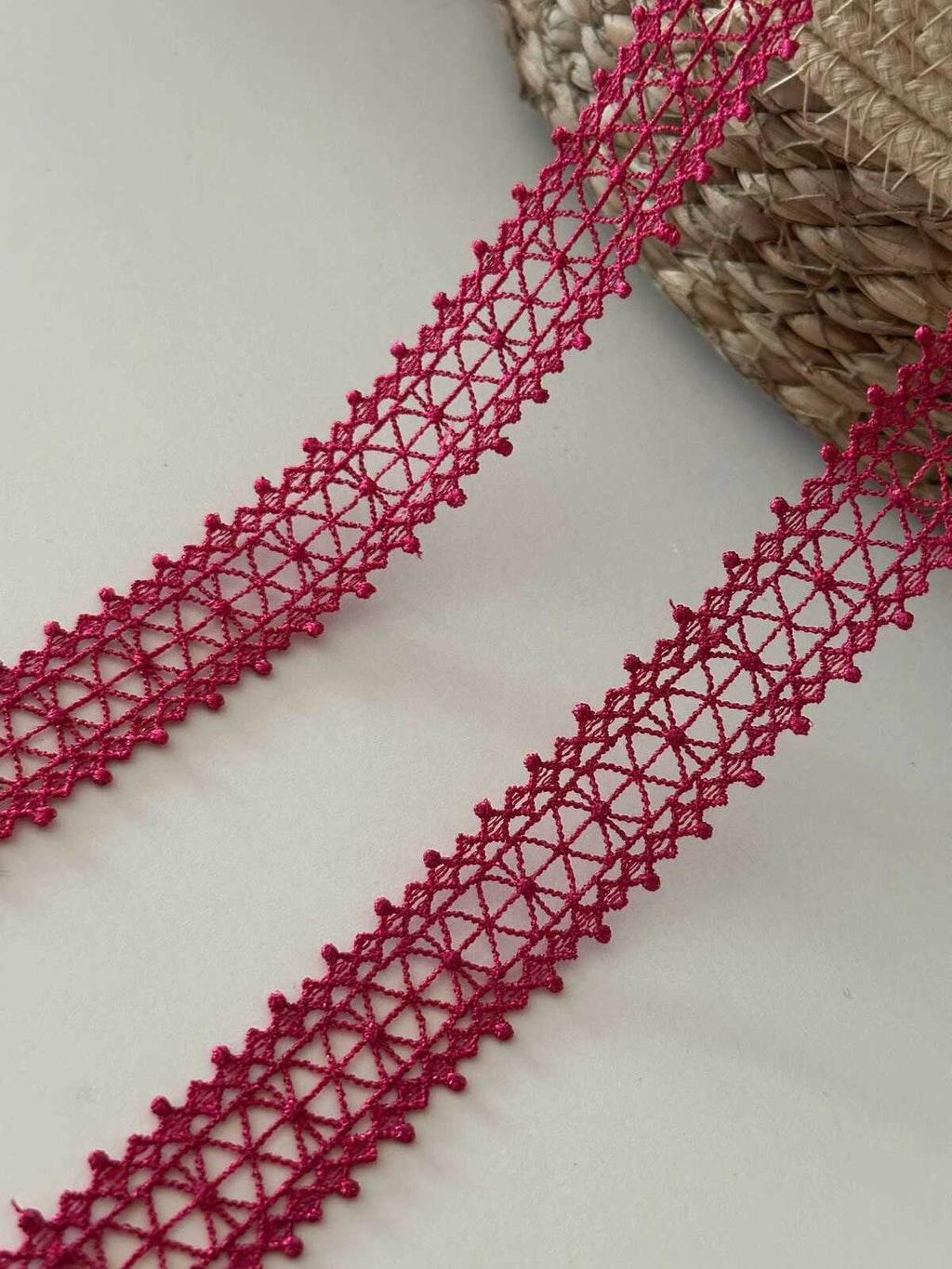 10yds Magenta Guipure Lace Trim, 0.75" Narrow Ribbon, Bulk Clearance Coquette Y2K Lace, Garment Trim, DIY Sewing, Retail Wholesale