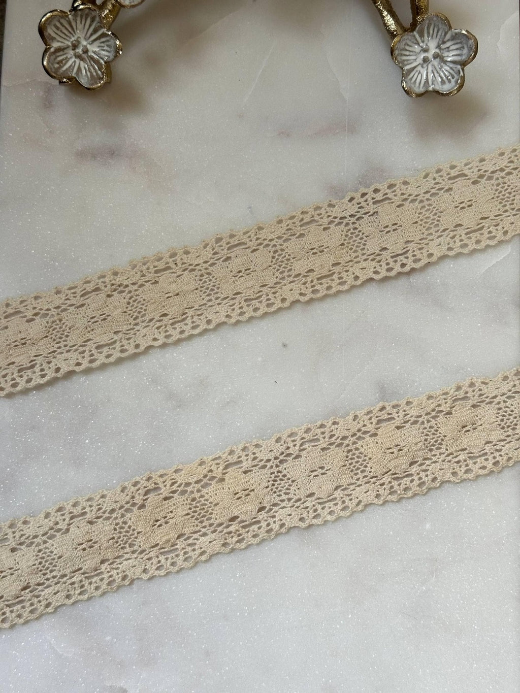 Soft Natural Beige Beige Cotton Crochet Geometric Lace Trim by the Yard, Scalloped Cotton Ribbon for Crafts, 1.35", Retail Wholesale Bulk