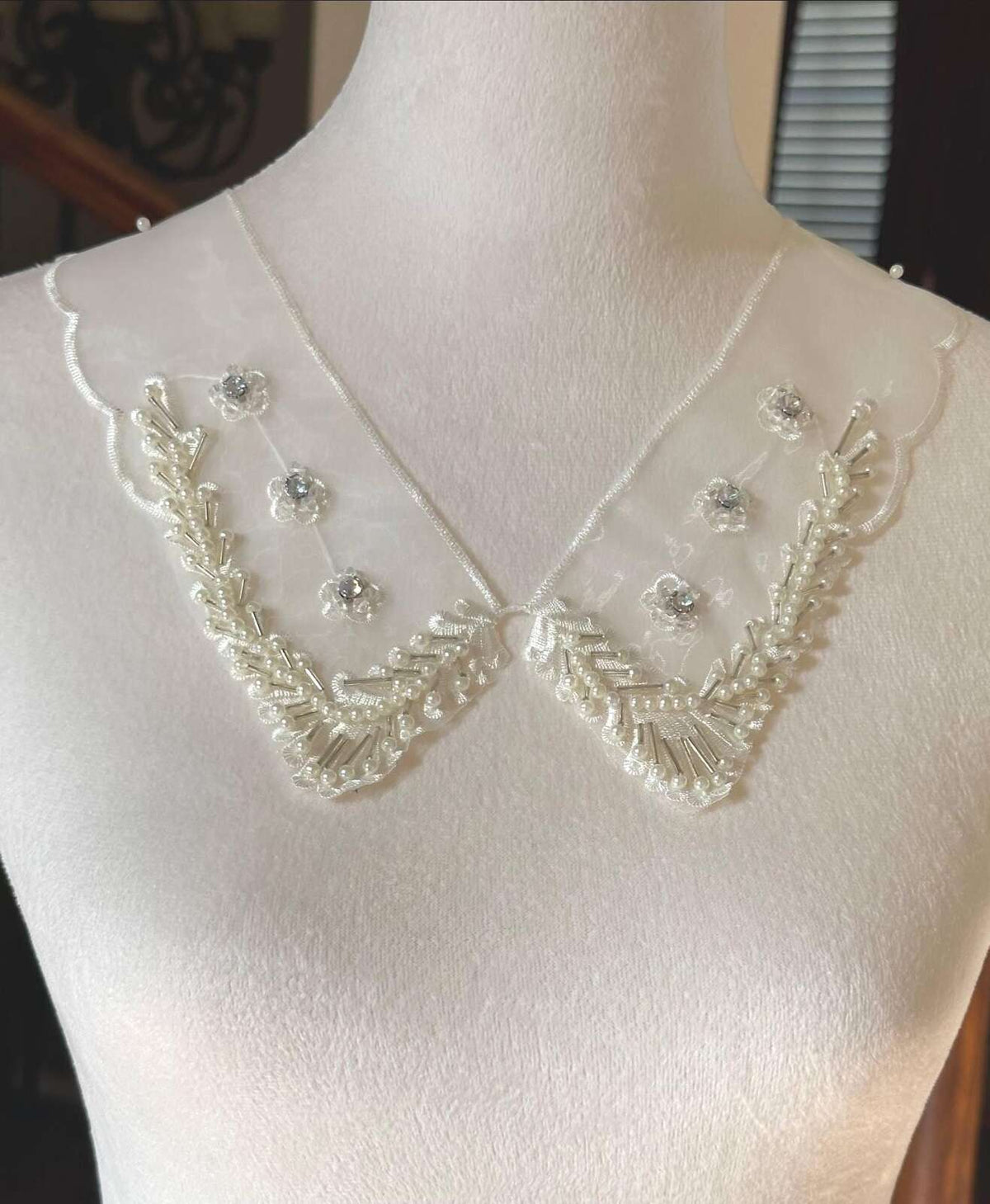 Hand Beaded Pearl Collar Applique, Rhinestone Organza Lace, Bulk Clearance Coquette Y2K Lace, Dress Collar, DIY Sewing, Retail Wholesale