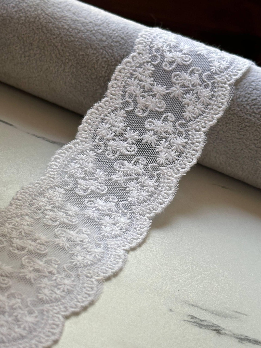 Off White Cotton Thread Embroidered Mesh Non Stretch Lace Trim by the Yard, Soft Floral Scalloped Ribbon for Lingerie Bridal, 2"