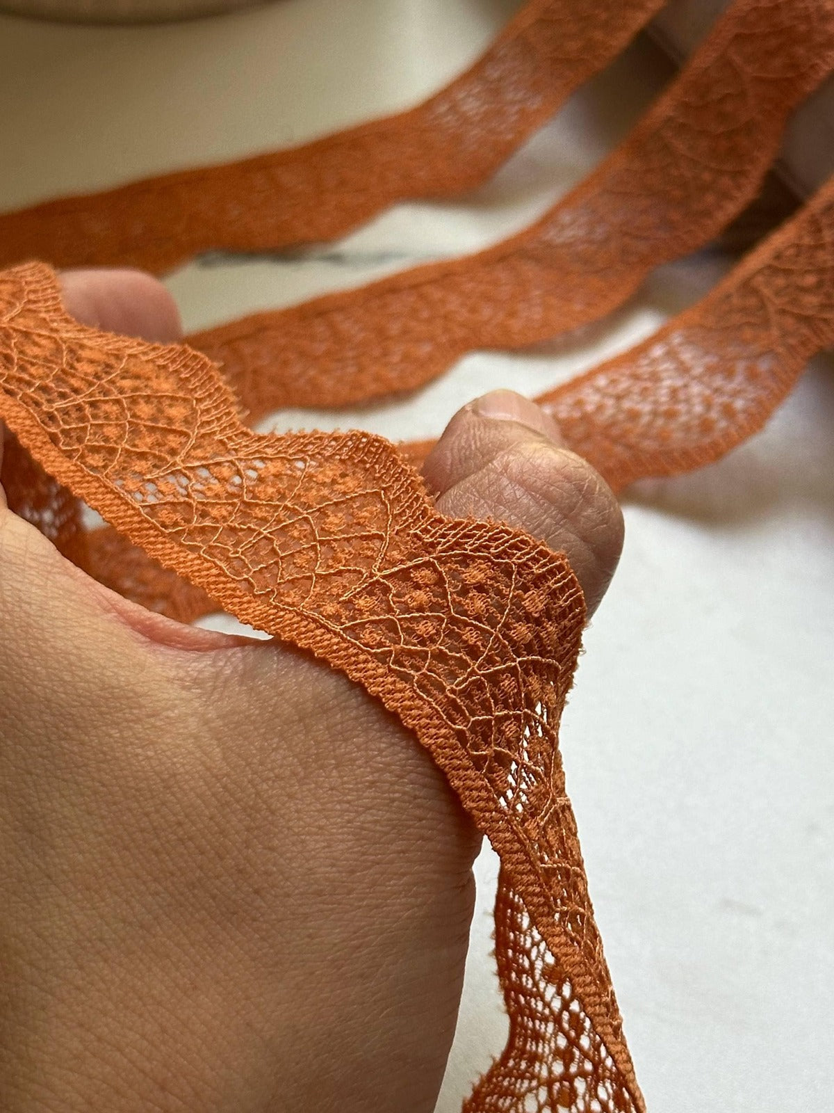 10yds Pumpkin Spice Polka Dot Floral Stretch Lace Trim by the Yard, Single Scalloped Narrow Elastic Ribbon for Lingerie Bridal Crafts, 1"