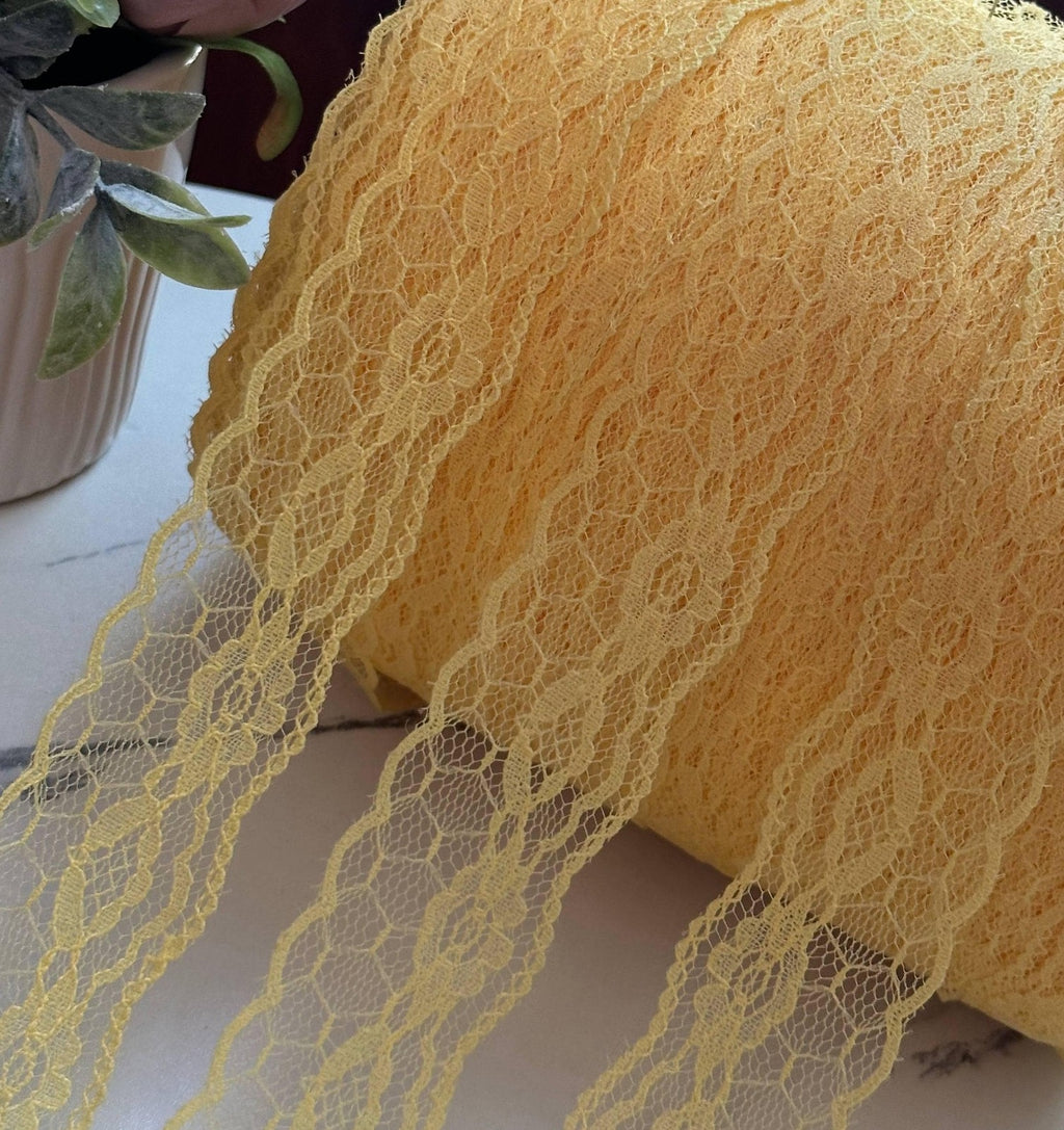 10yds Soft Pastel Yellow Floral Non Stretch Rigid Lace Trim by the Yard, Narrow Scalloped Galloon Ribbon for Apparel Crafts, 1.4"