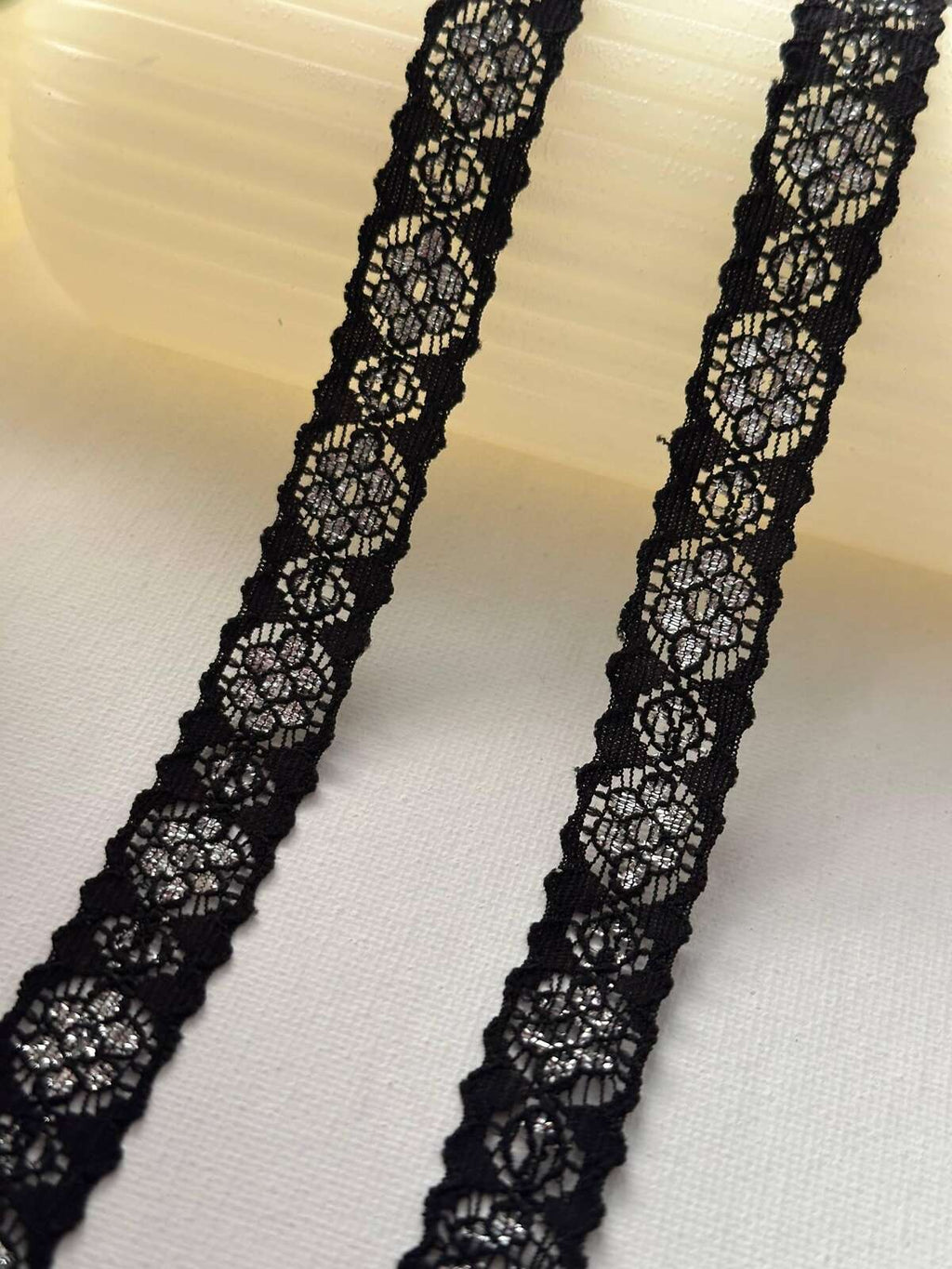10Yds Stretch 0.6" Black Silver Metallic Floral Scalloped Stretch Lace Wholesale