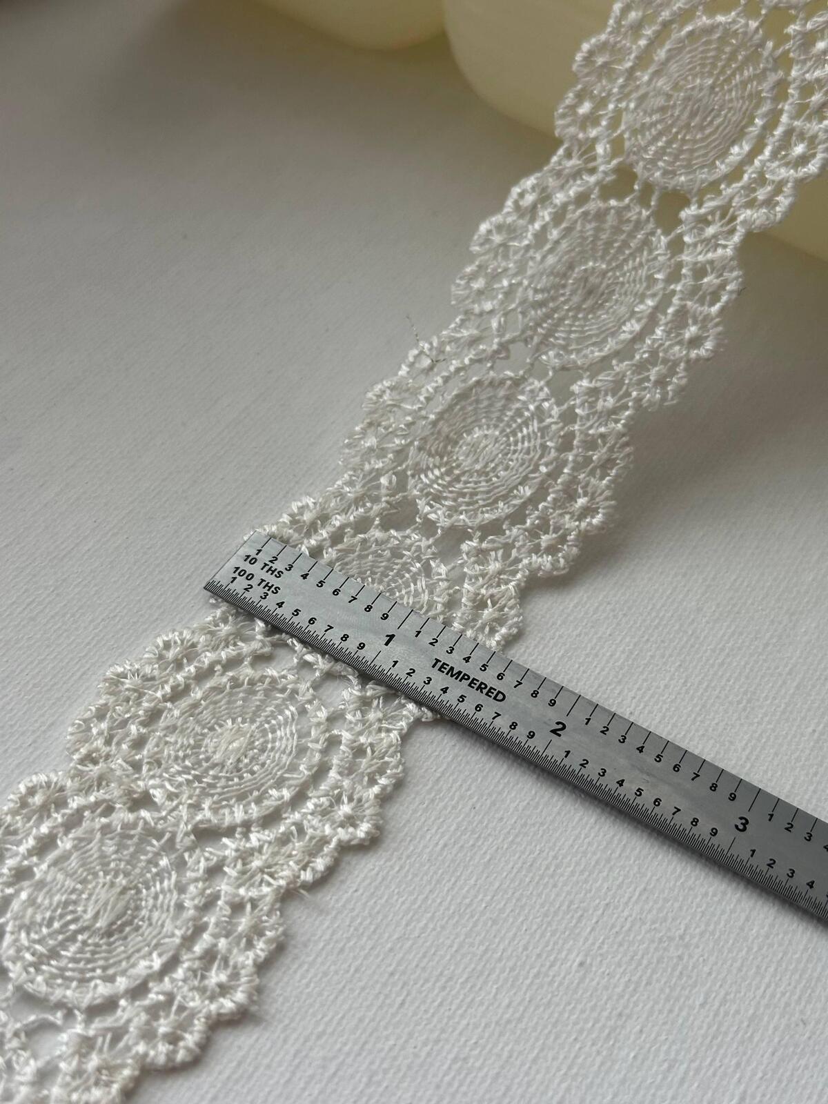 6Yds Non-Stretch 1.5" Off-White Circular Guipure Venetian Lace Trim Wholesale