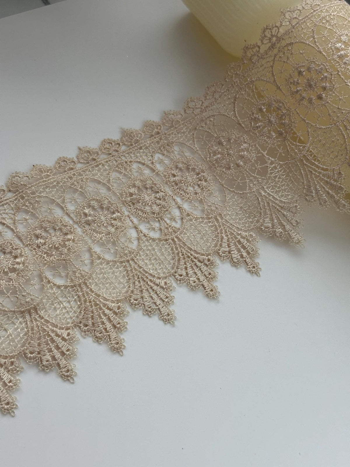 1Yd Non-Stretch 4" Vintage Beige Floral Guipure Chemical Lace Trim Wholesale