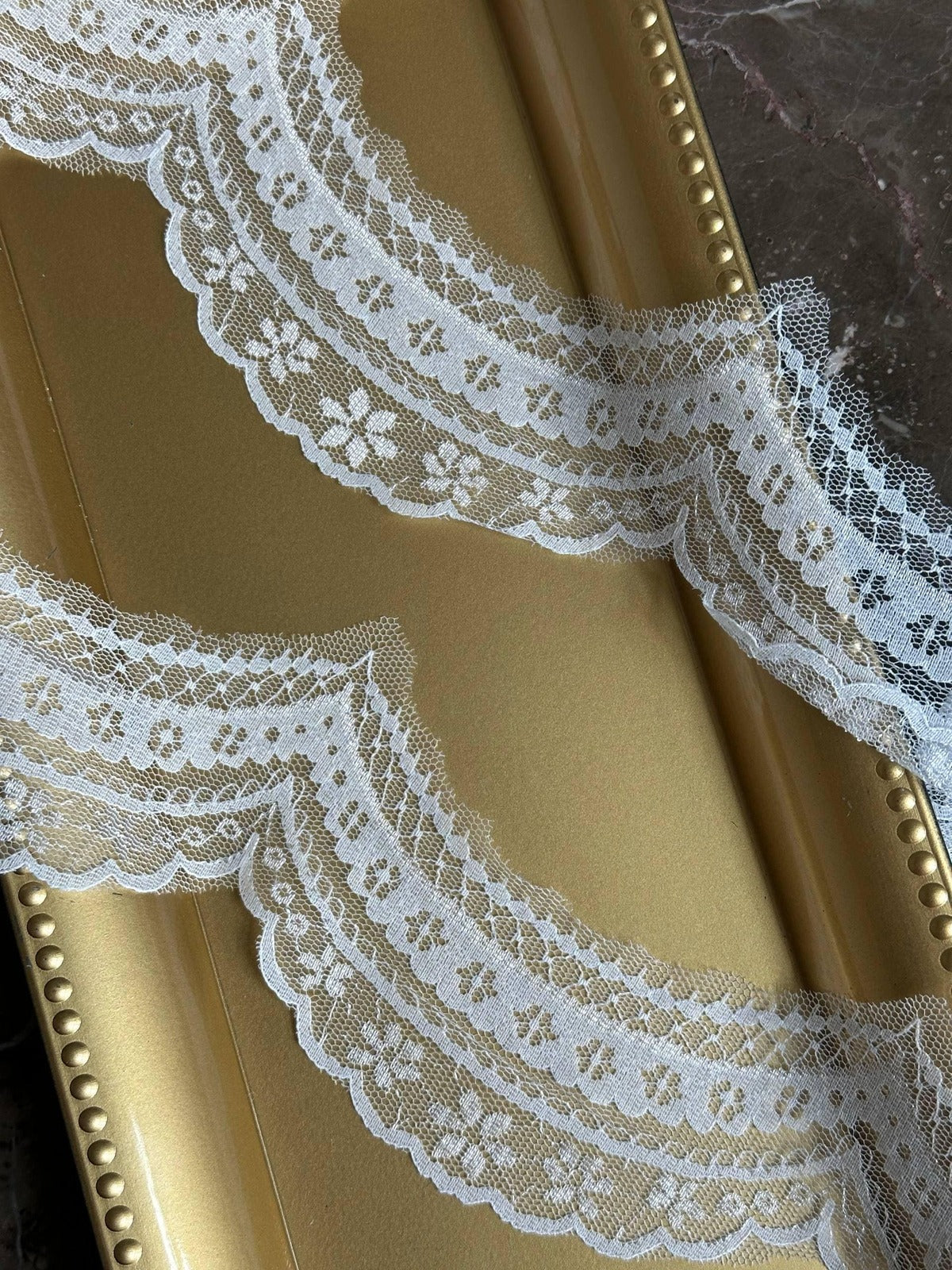 10yds 2 Inch Scalloped Lace Trim, Vintage Style Floral Mesh Lace Ribbon White Embroidered Lace for Wedding Dress, Bridal Veil, Crafting