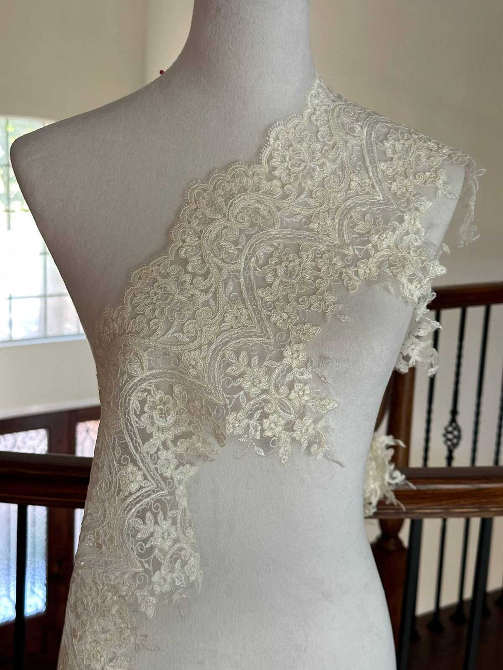 1Yd Non-Stretch 8.5" Off-White Corded Floral Bridal Mesh Lace Trim Wholesale