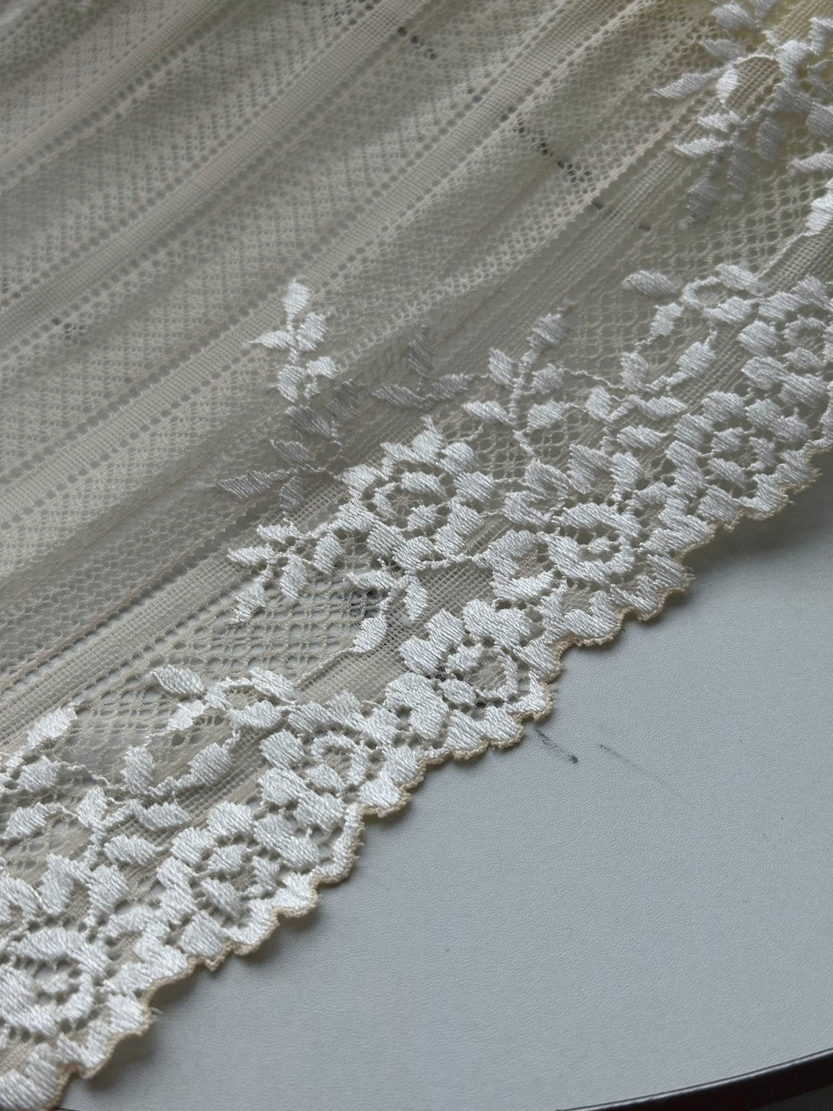 3Yds Stretch 8.7" Two Tone Peach Cream Embossed Wide Stretch Lace Wholesale