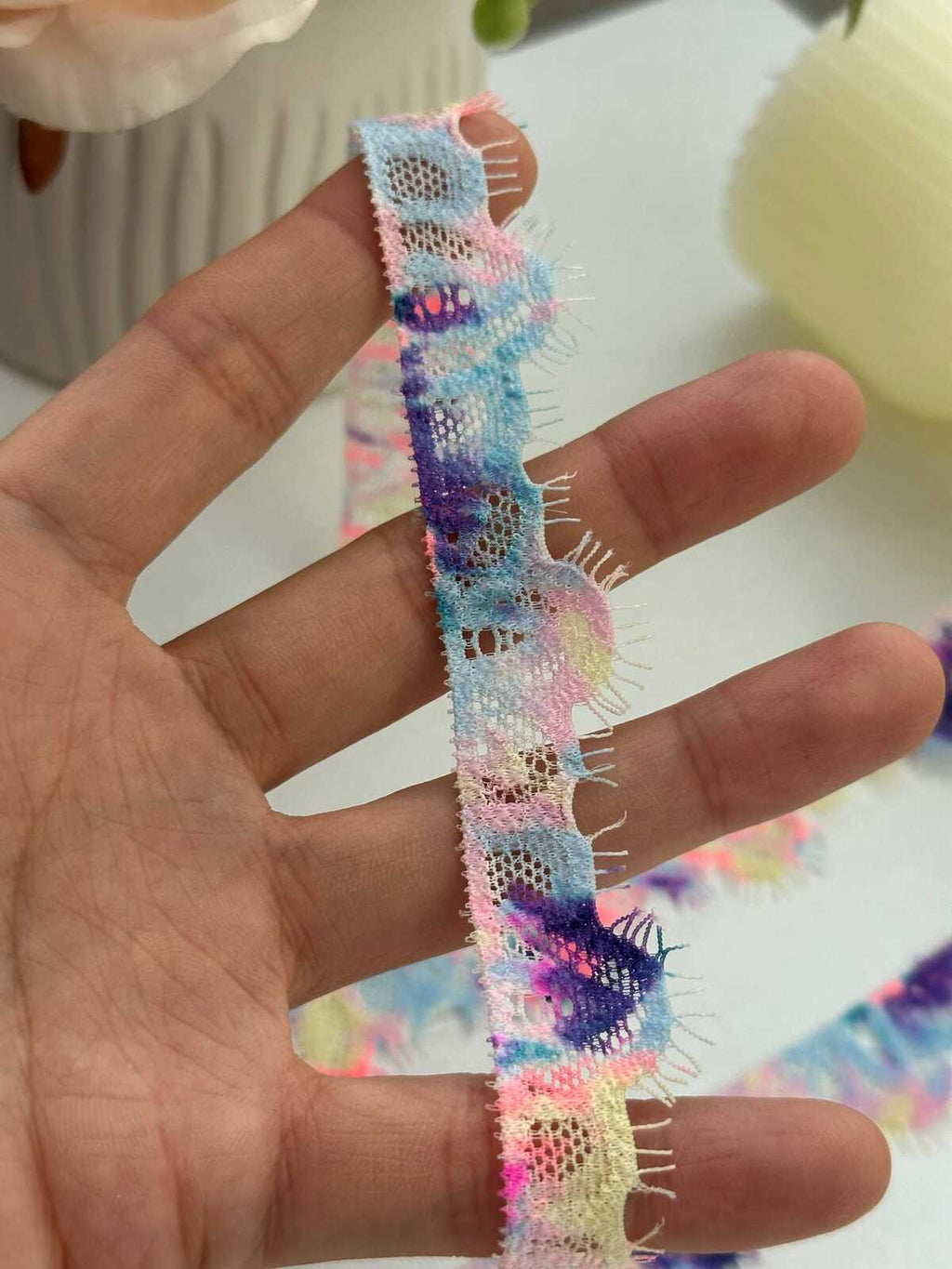 15Yds Stretch 0.7" Rainbow Eyelash Scalloped Stretch Lace Wholesale