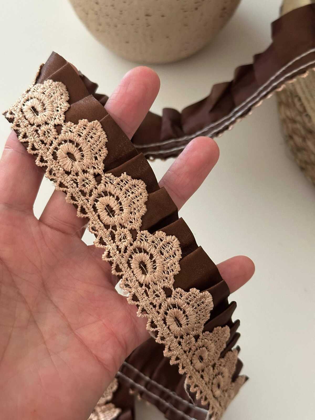 5Yds Non-Stretch 1.4" Brown Pleated Satin Water Soluble Lace Trim, Wholesale