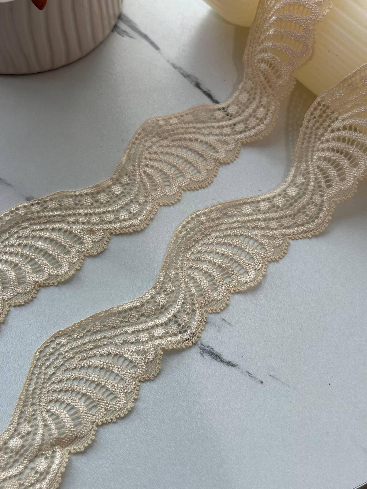 10Yds Stretch 1.6" Beige Butterfly Wing Fan Scalloped Stretch Lace Wholesale